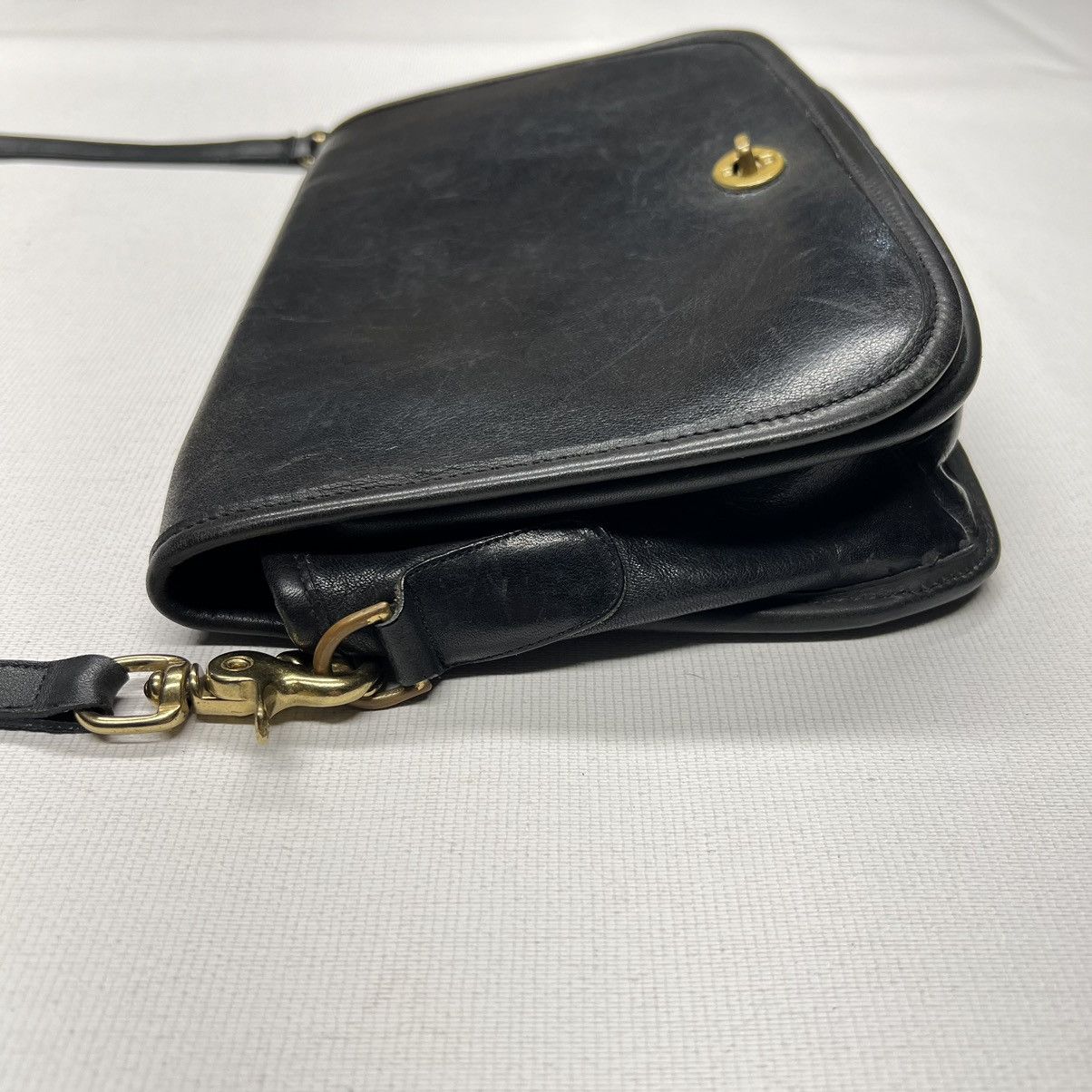 Coach × Vintage VTG Coach Crossbody Bag Purse Clutch Black Leather Hang Tag Size ONE SIZE - 17 Thumbnail