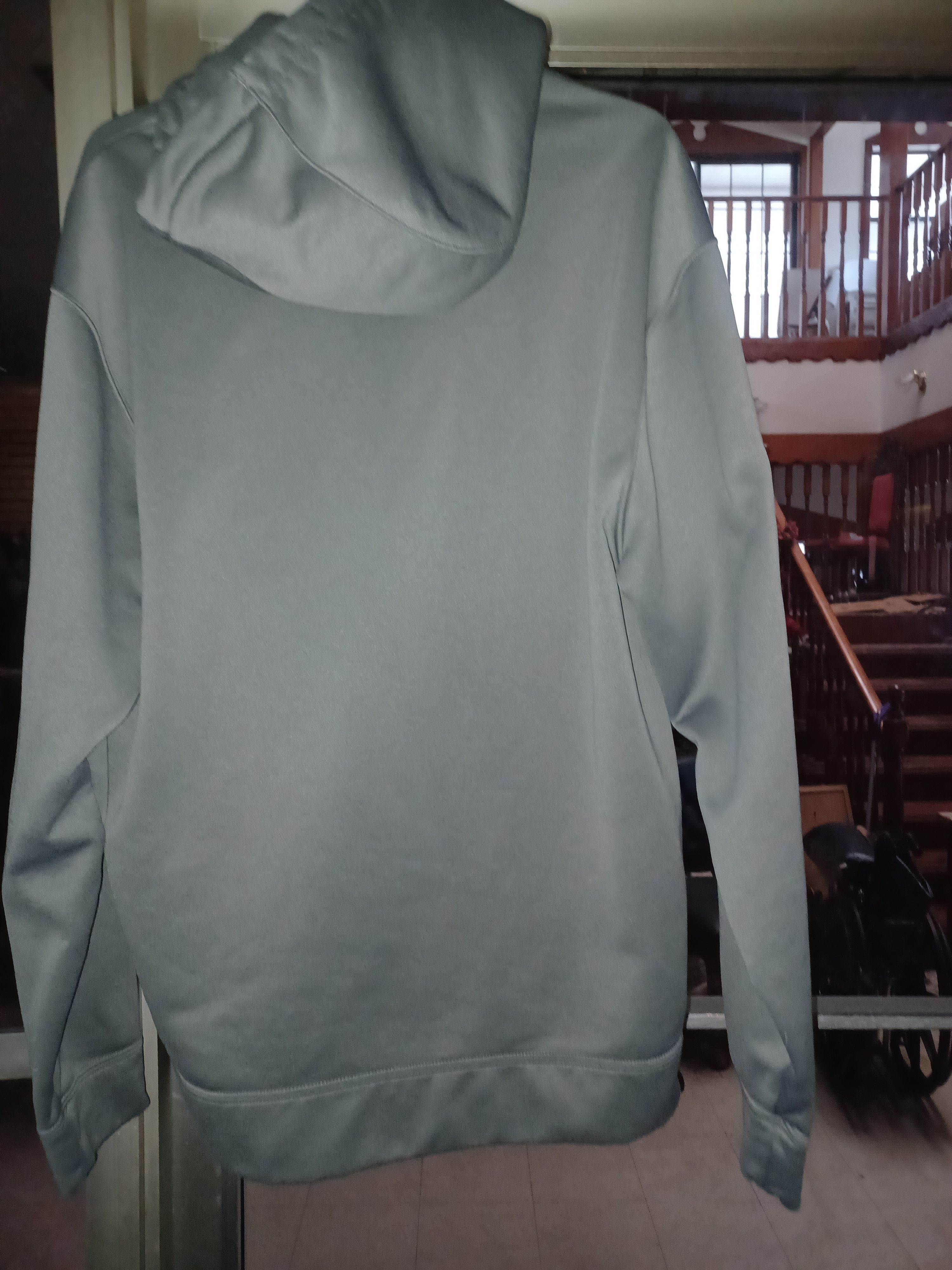 Under Armour Under Armour Hooded Sweat Shirt Medium Gray & Black Size US M / EU 48-50 / 2 - 2 Thumbnail
