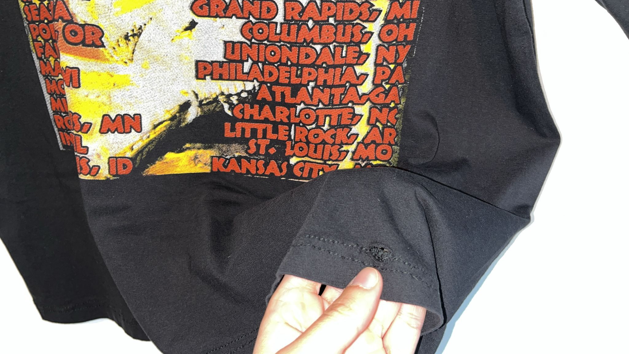 Vintage Vintage Korn Issues World Tour 2000 Tee Shirt XL LS Size US XL / EU 56 / 4 - 5 Thumbnail