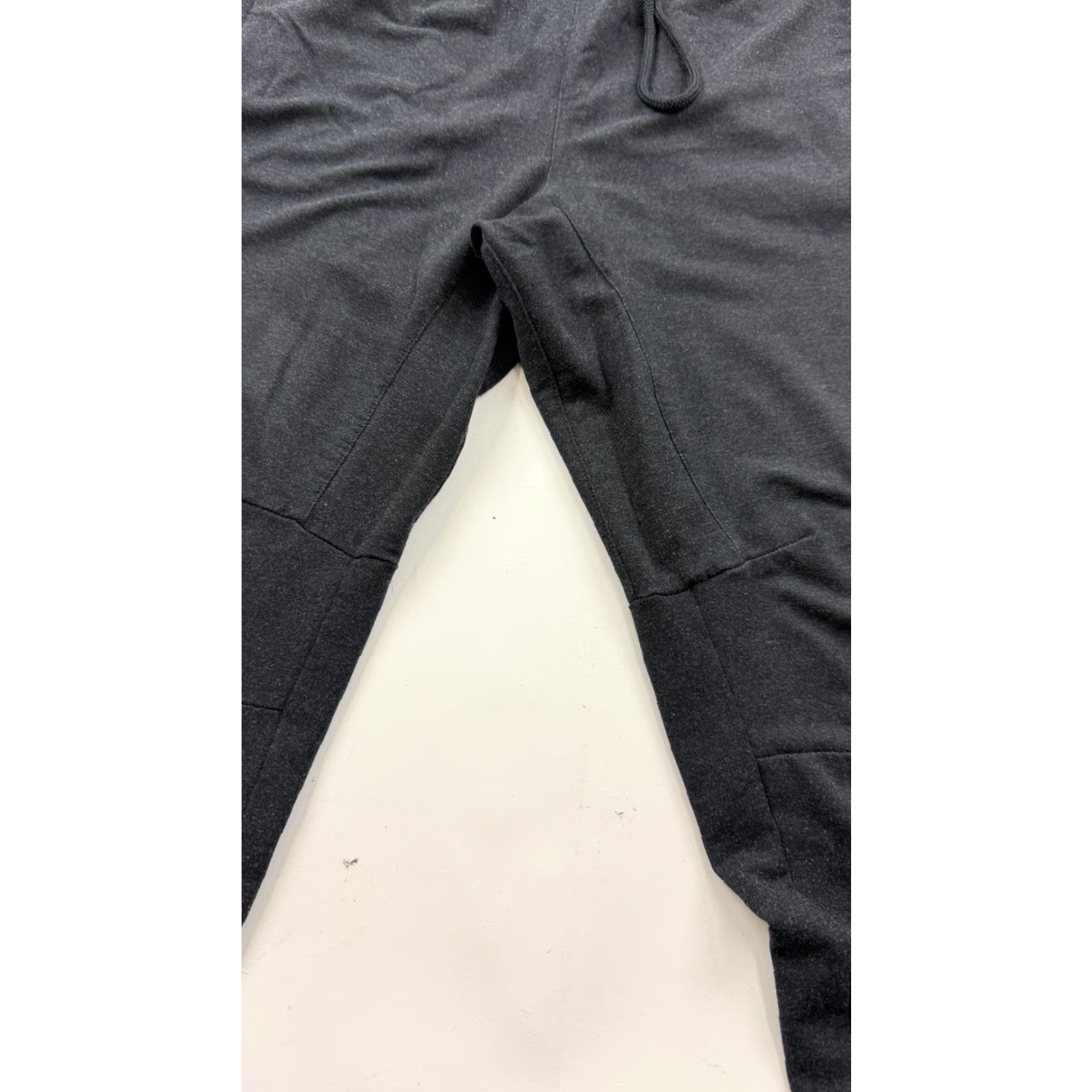 Adidas Adidas Pants Mens Large Black AEROREADY Tapered Joggers Athletic Drawstring Pockets Moisture Wicking Lightweight Size US 33 - 3 Thumbnail