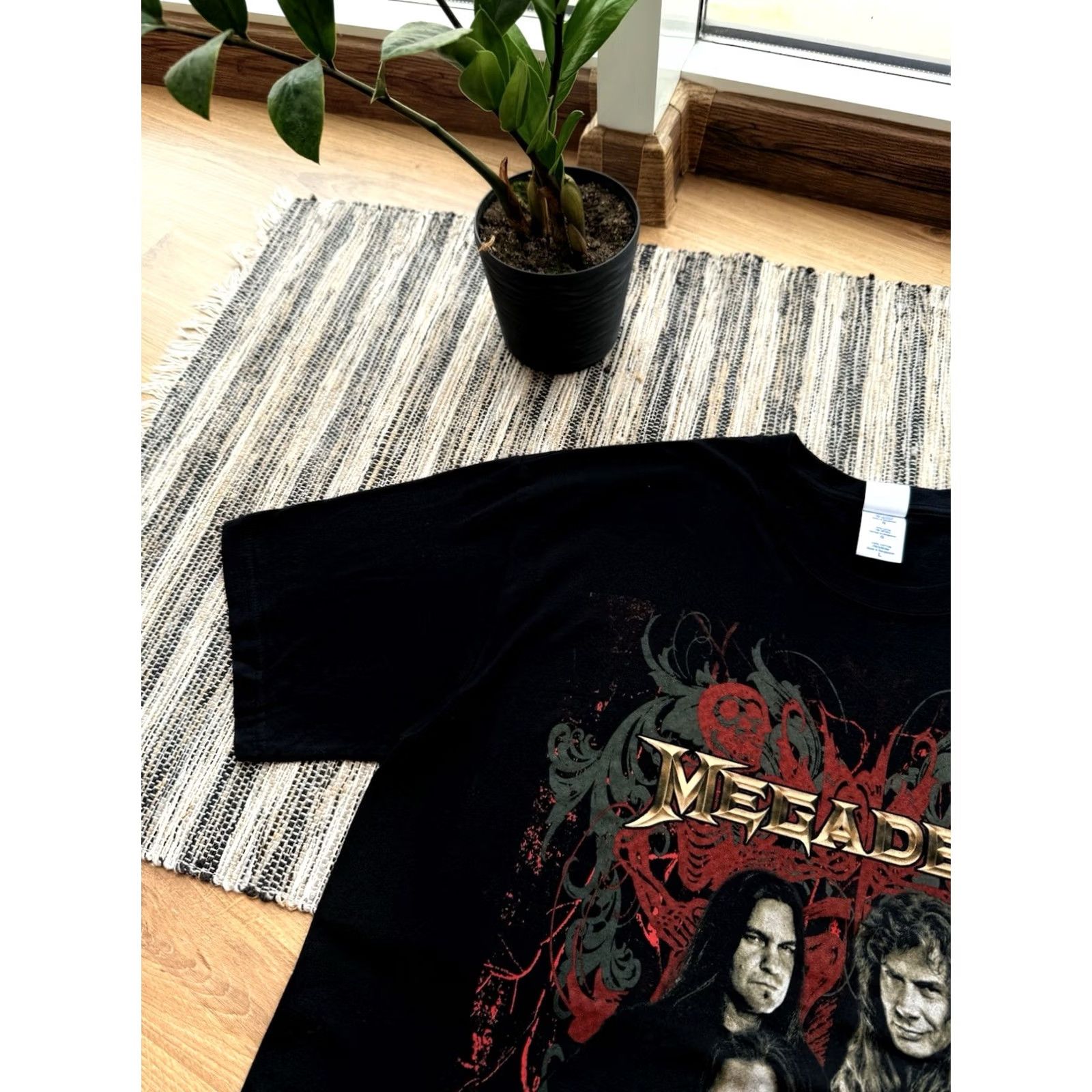 Vintage VINTAGE Megadeth T-Shirt Rock Band Tees Cotton Black Sz L Shirt Mens 2000s 2011 MEGADETH TOUR Graphic Print Size L Size US L / EU 52-54 / 3 - 5 Thumbnail