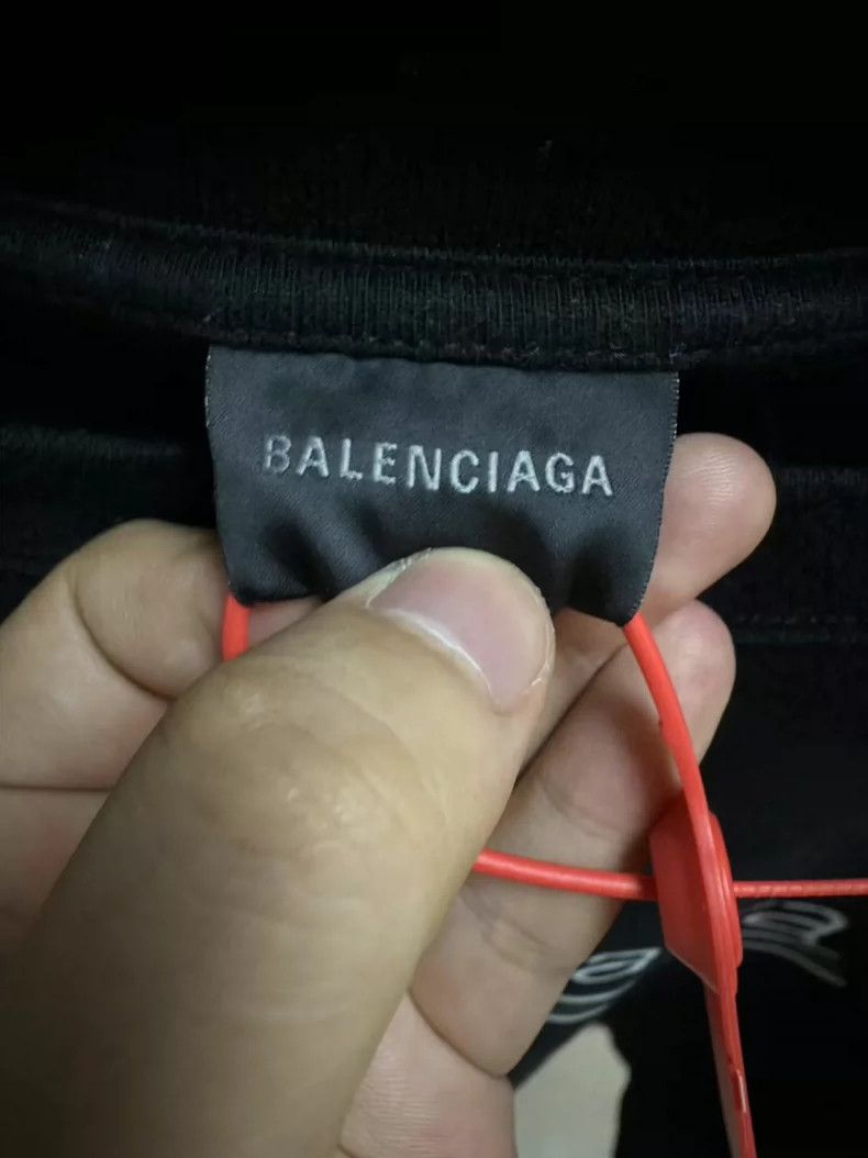 Balenciaga Balenciaga Black Vintage Graffiti Cola Short Sleeve Size US M / EU 48-50 / 2 - 3 Thumbnail