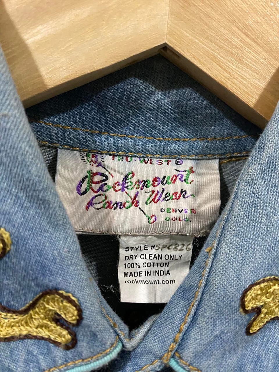 Rockmount Ranch Wear Rockmount Ranc Wear Embroidered Denim Shirt Guitar Motif Size US S / EU 44-46 / 1 - 6 Thumbnail