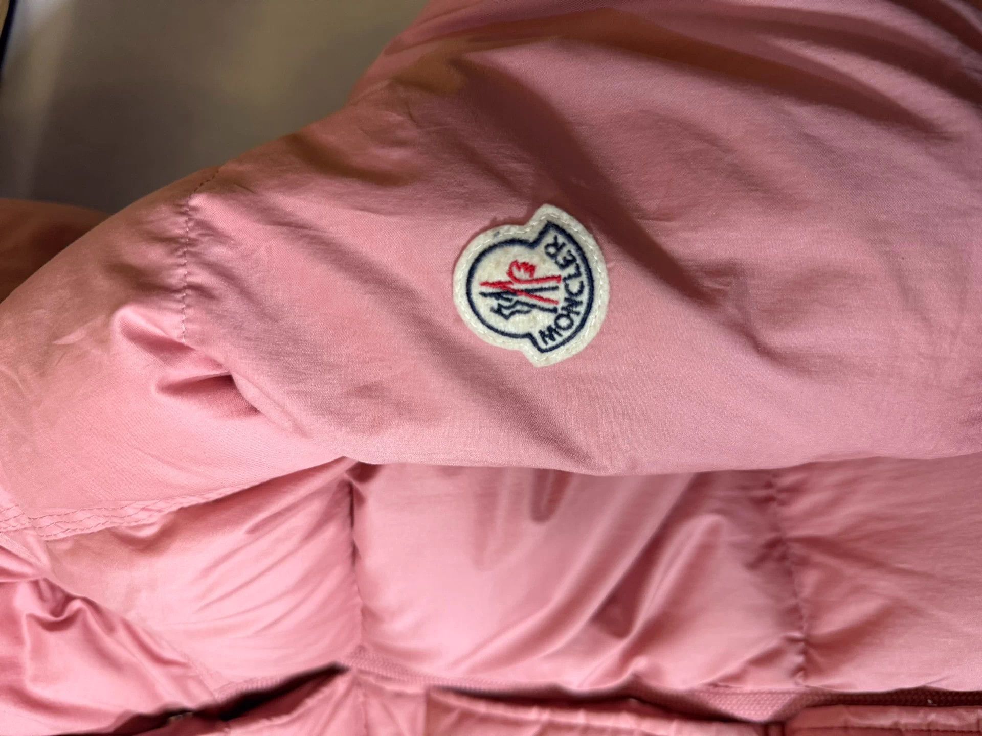 Moncler Moncler Authentic Down Jacket 0码 Minor Flaw Dirty Unworn Size XS / US 0-2 / IT 36-38 - 3 Thumbnail