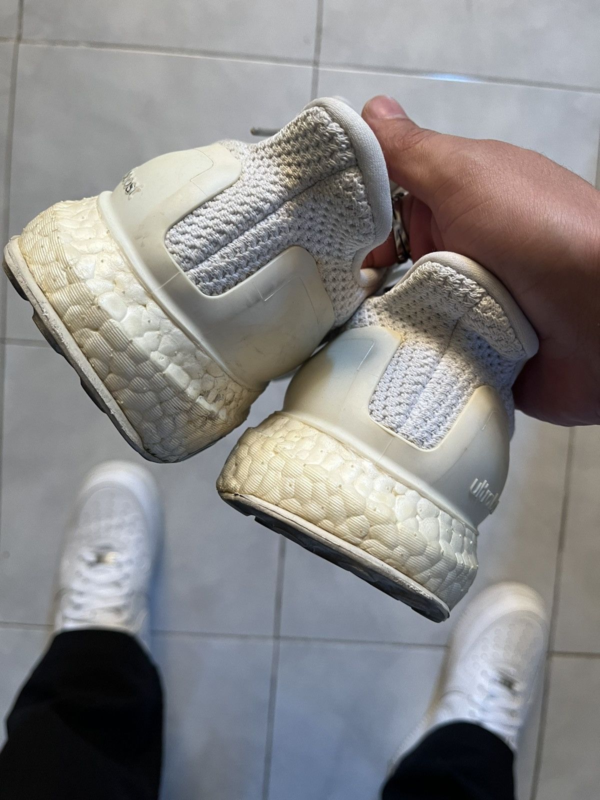 Adidas Ultra Boost Triple All White Size US 10.5 / EU 43-44 - 5 Thumbnail