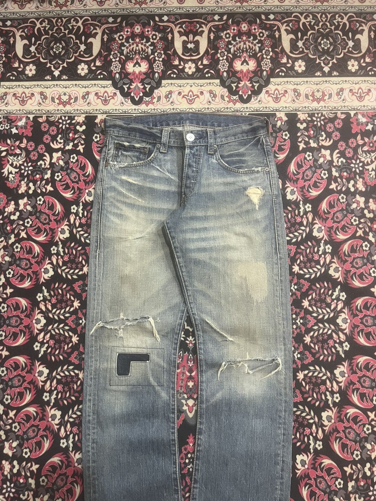 Levi's Y2K Levi’s 507 Blue Faded Washed Distressed Patches Jeans Size US 29 - 3 Thumbnail