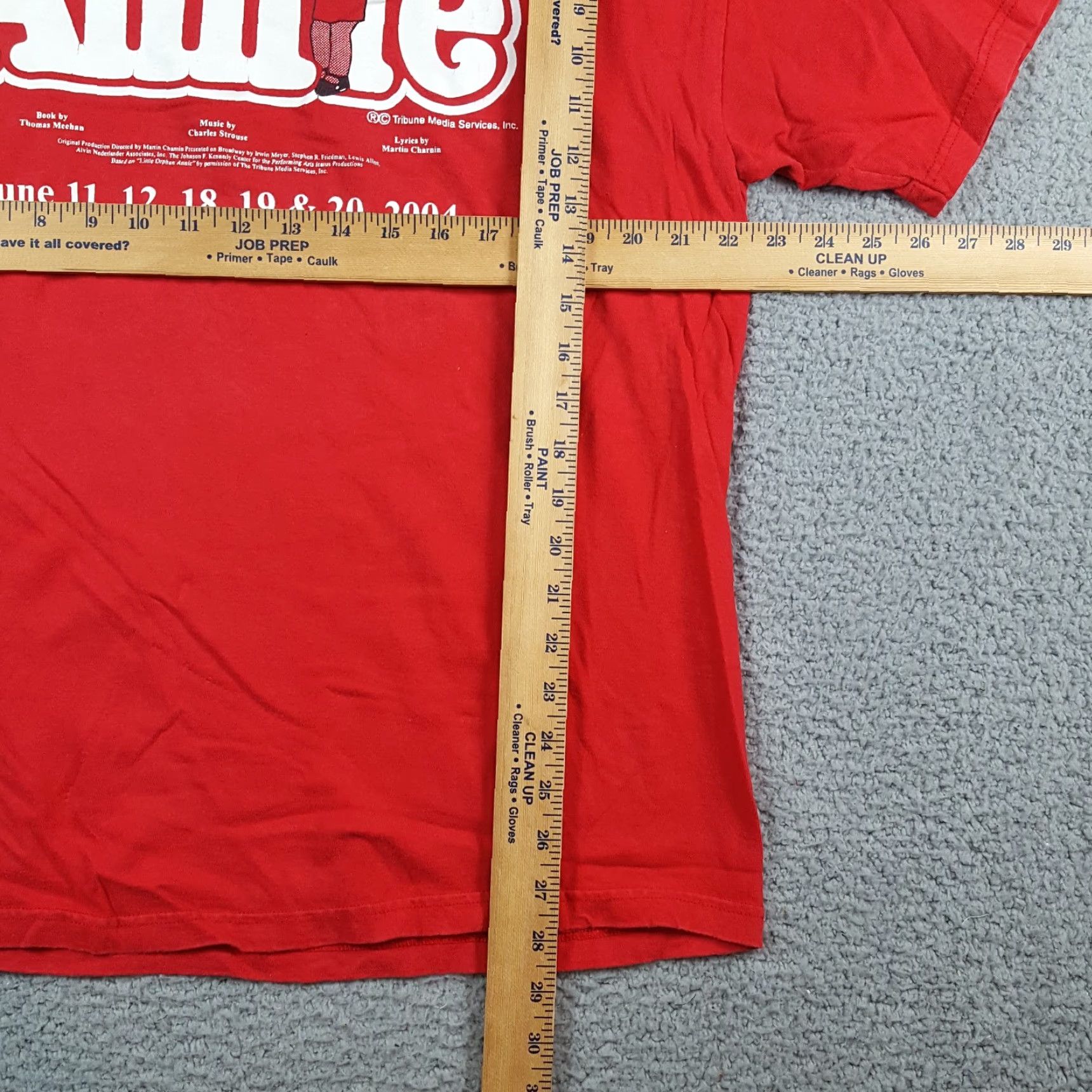 Hanes VINTAGE Hanes T-Shirt Adult XL Red Cartoon Theatre 90s Y2K Annie The Musical Bristol TN Men's Size XL Shirt Size US XL / EU 56 / 4 - 8 Thumbnail