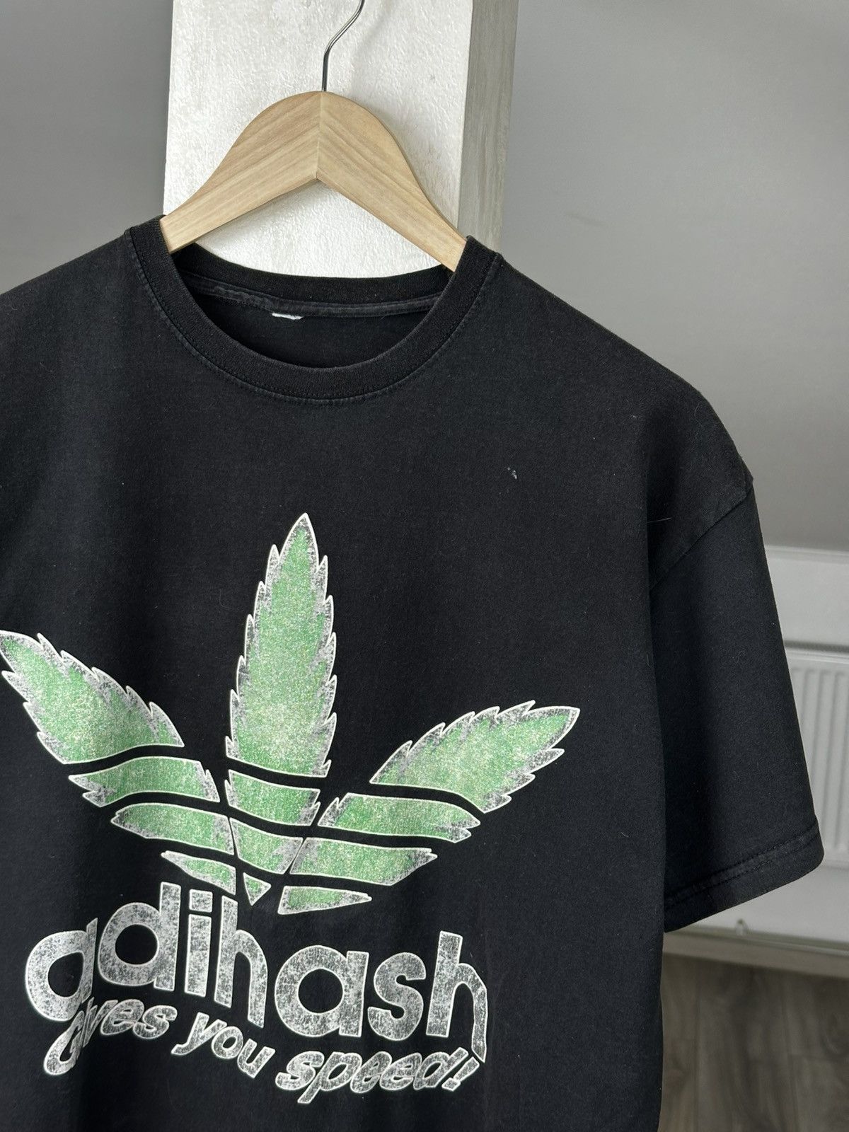 Vintage VINTAGE ADIHASH GIVES YOU SPEED TEE Size US L / EU 52-54 / 3 - 4 Thumbnail
