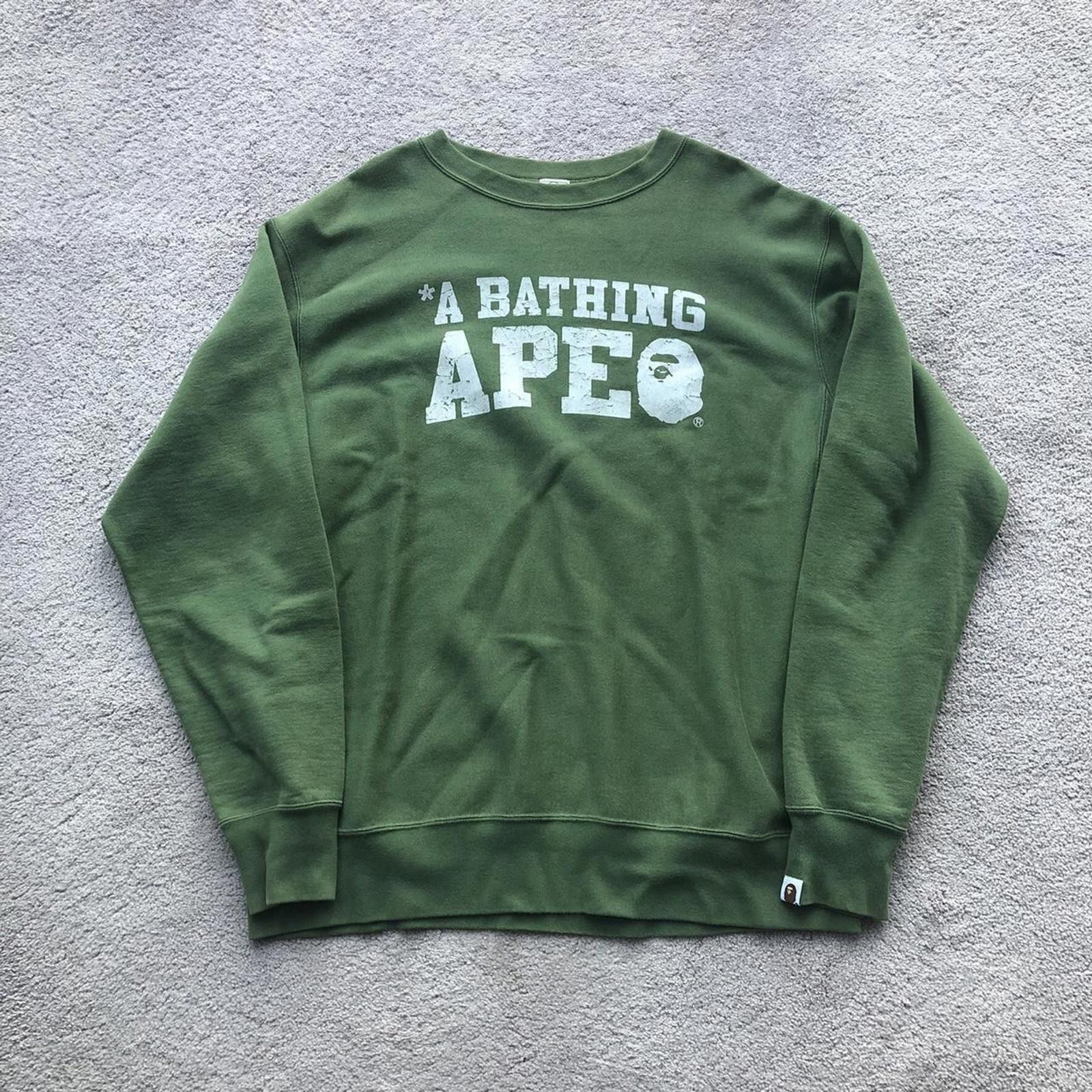Bape A Bathing Ape BAPE Crewneck Sweatshirt. Size US L / EU 52-54 / 3 - 1 Thumbnail