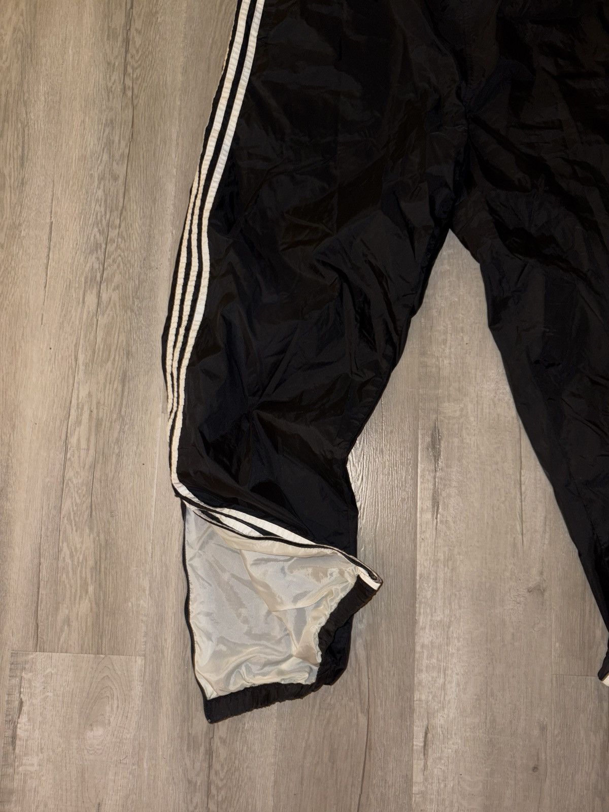 Adidas Vintage Adidas Windbreaker Sweatpants XXL Size US 42 / EU 58 - 3 Thumbnail