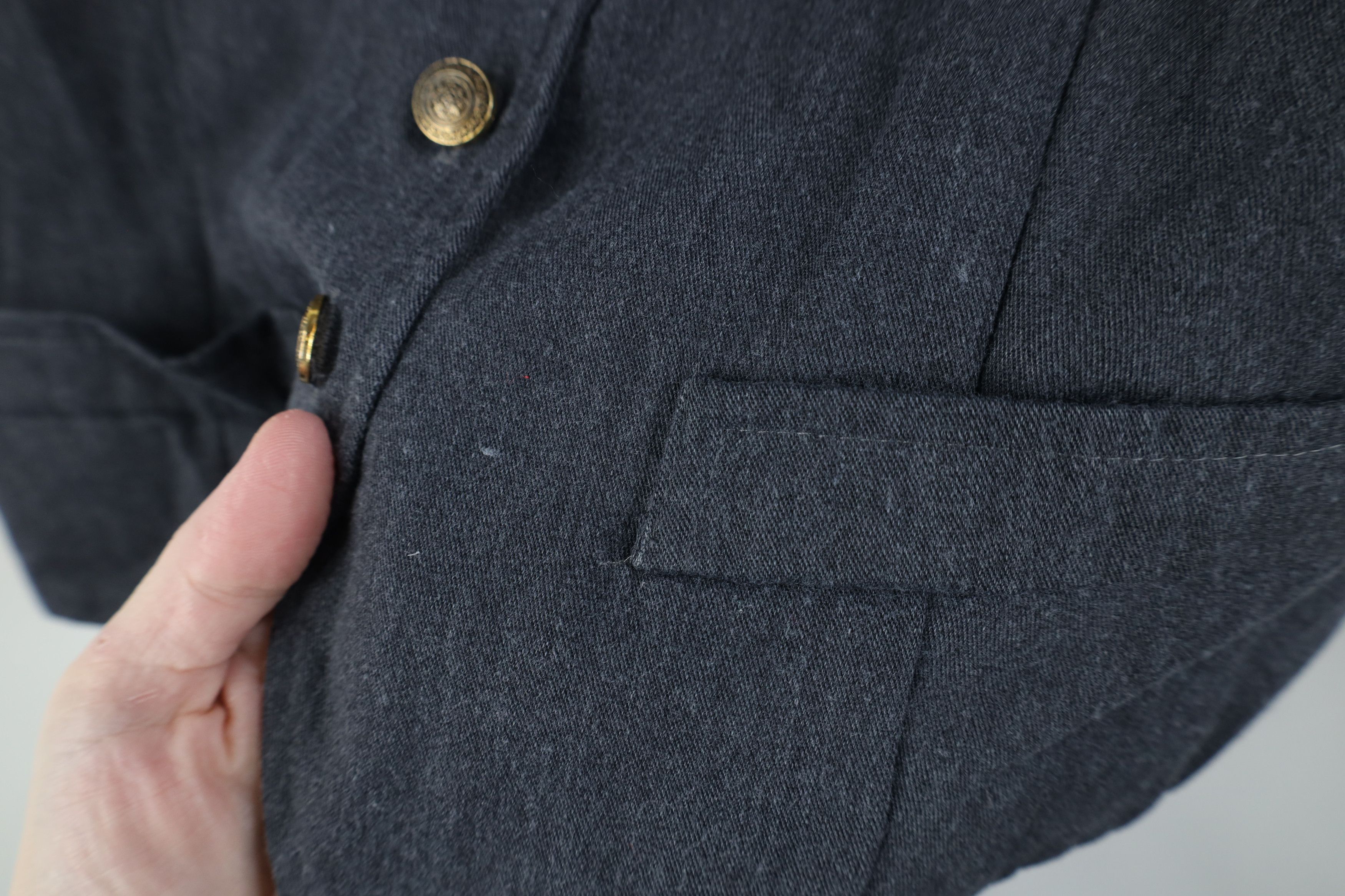 Vintage Vintage 90s Streetwear Gabardine Buckle Back Vest Jacket USA Size L / US 10 / IT 46 - 4 Thumbnail