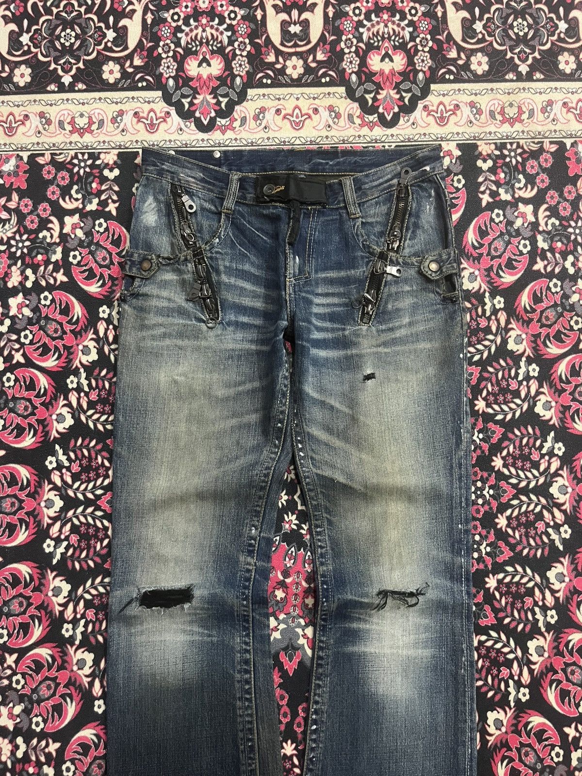 semanticdesign Vintage Semantic Design Chain Zipper Distressed Flare Jeans Size US 32 / EU 48 - 3 Thumbnail
