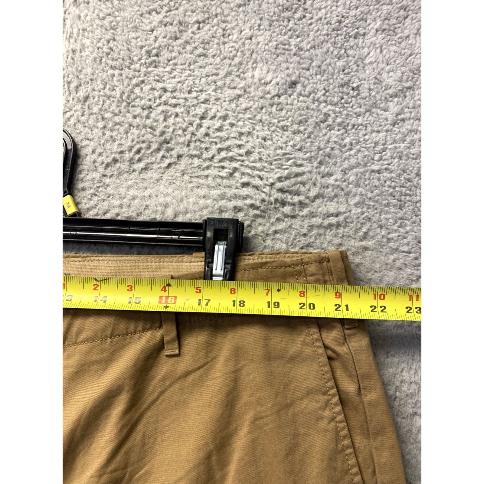 Gap GAP Men's Chino Pants 42x34 Light Brown Classic Fit Straight Leg Mens Regular 34 Inseam Cotton Slit? (Note: "Slash Pocket" not "Slit") Size US 42 / EU 58 - 3 Thumbnail