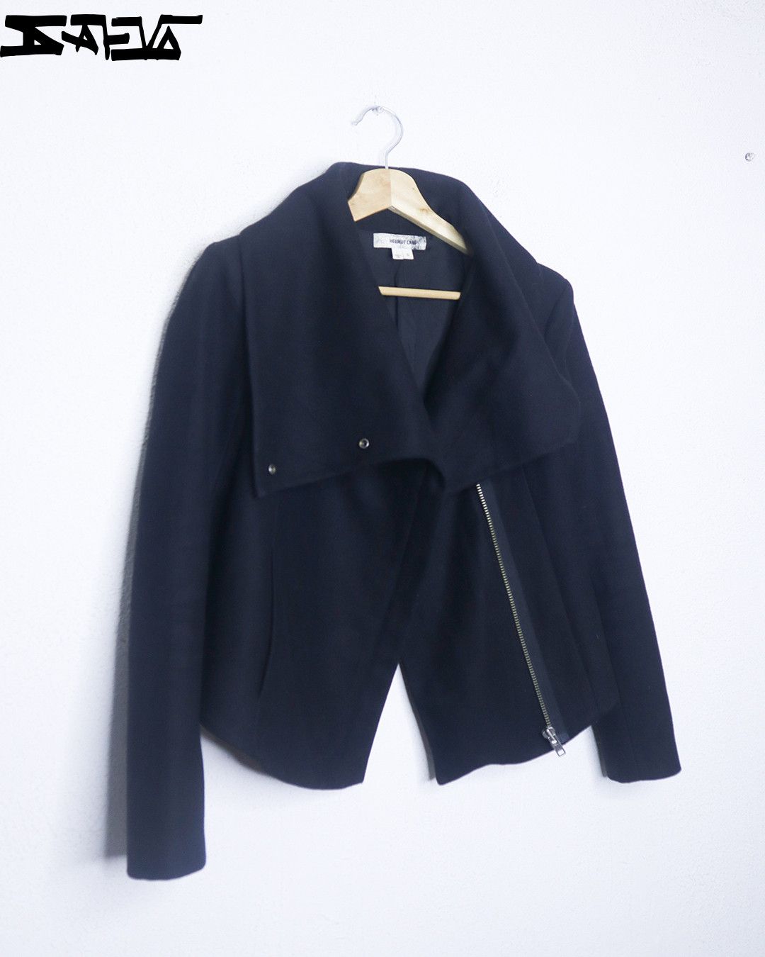 Helmut Lang Helmut Lang Asymmetric Black Jacket Size S / US 4 / IT 40 - 1 Thumbnail
