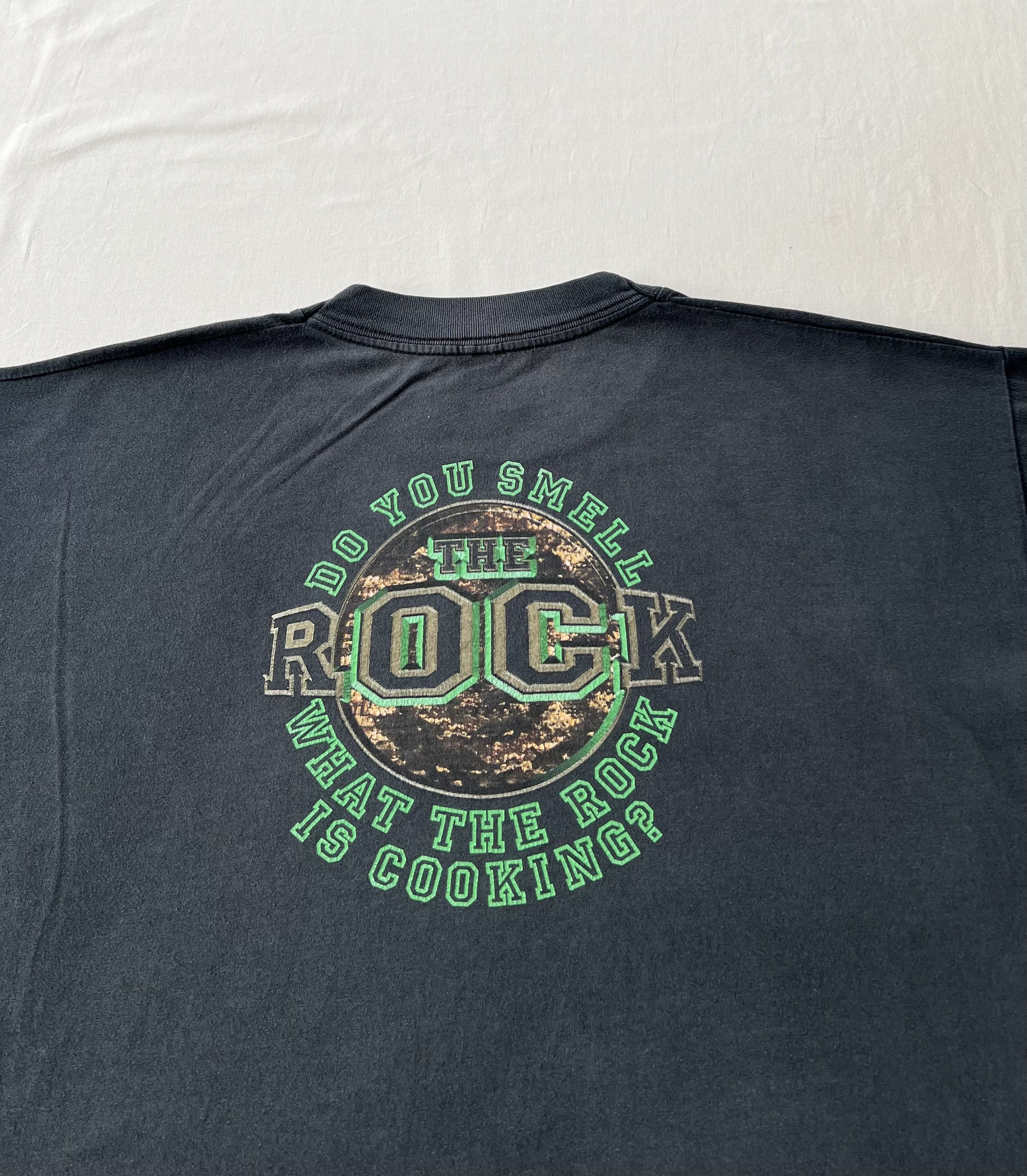 WWE Vintage 1998 The Rock WWE Faded Black T-shirt Size US M / EU 48-50 / 2 - 16 Thumbnail
