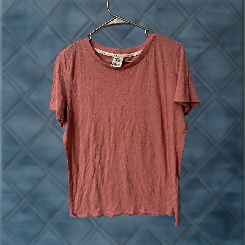 Victoria's Secret Victoria's Secret PINK T-Shirt Crew Neck Pink Color Short Sleeve Sz Large cotton Ladies Size L / US 10 / IT 46 - 1 Thumbnail