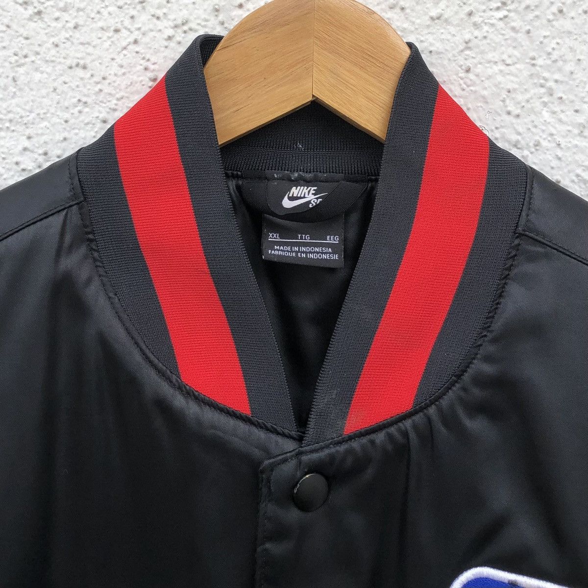 Nike SB NIKE SB X NBA SATIN BOMBER JACKET Size US XXL / EU 58 / 5 - 16 Thumbnail