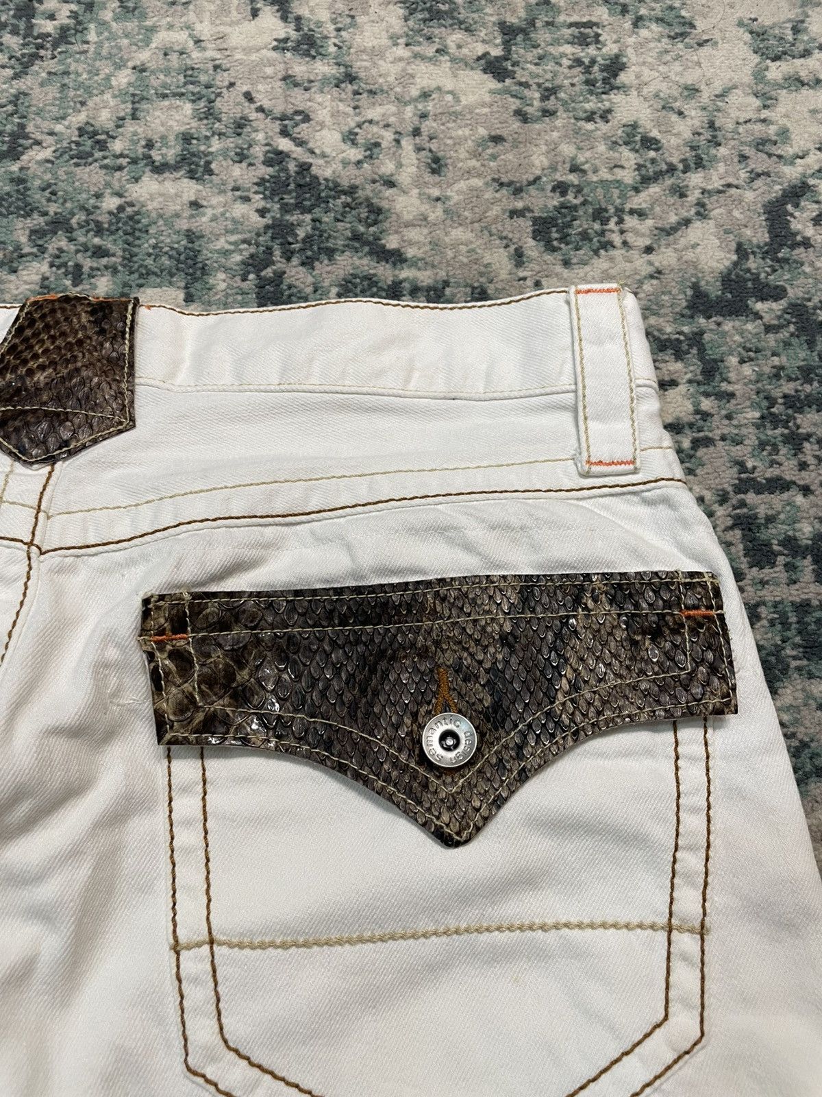 semanticdesign Semantic Design Spiral Flared Snakeskin Pocket Jean Size US 29 - 5 Thumbnail