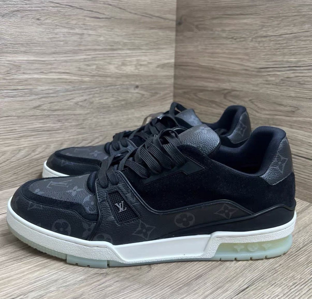 Louis Vuitton Louis Vuitton Trainer Black Monogram Sneakers J41 Size US 10 / EU 43 - 1 Thumbnail