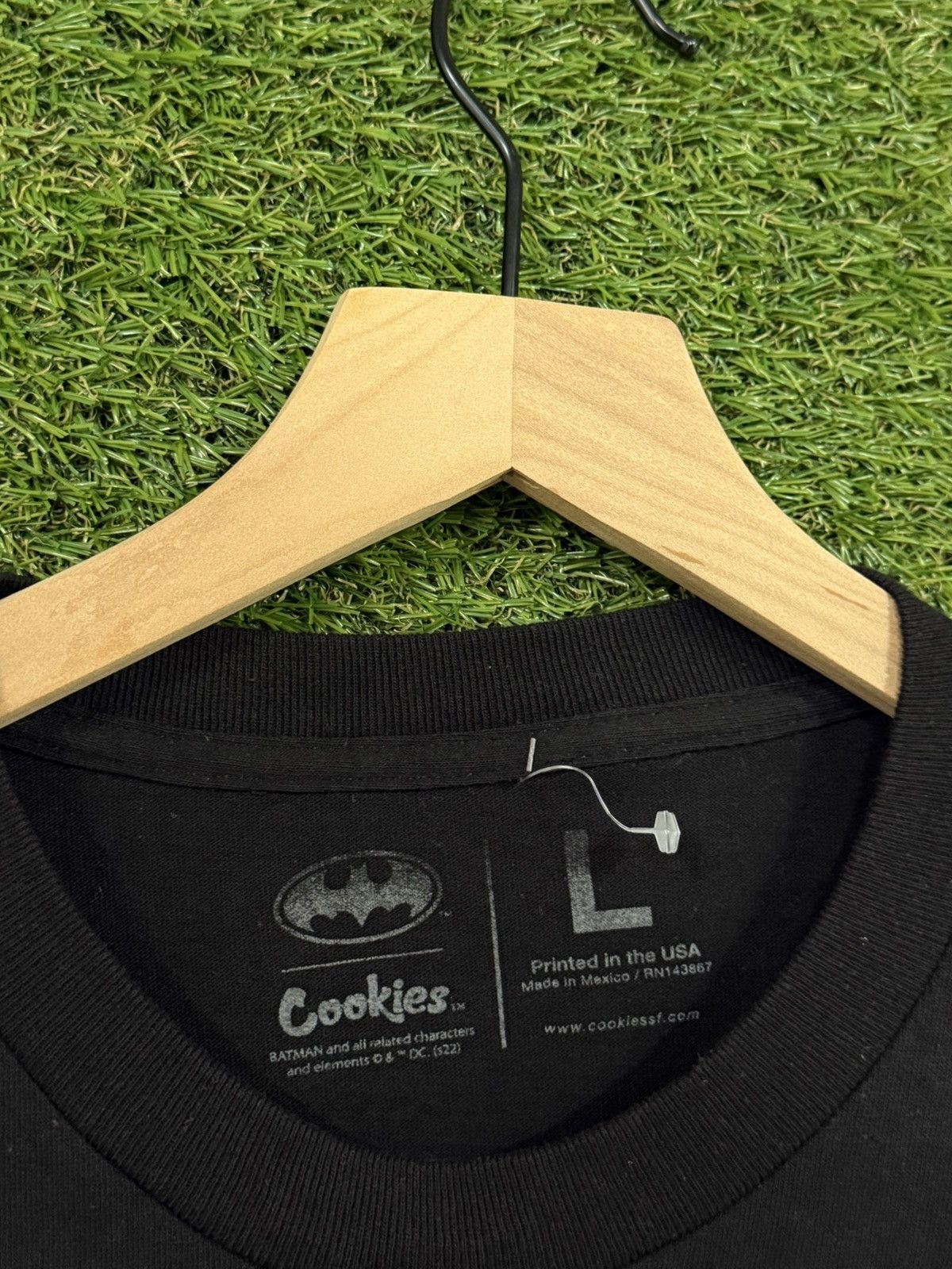 Cookies Cookies Batman Logo DC Comics Weed Logo Tee Large Size US L / EU 52-54 / 3 - 3 Thumbnail