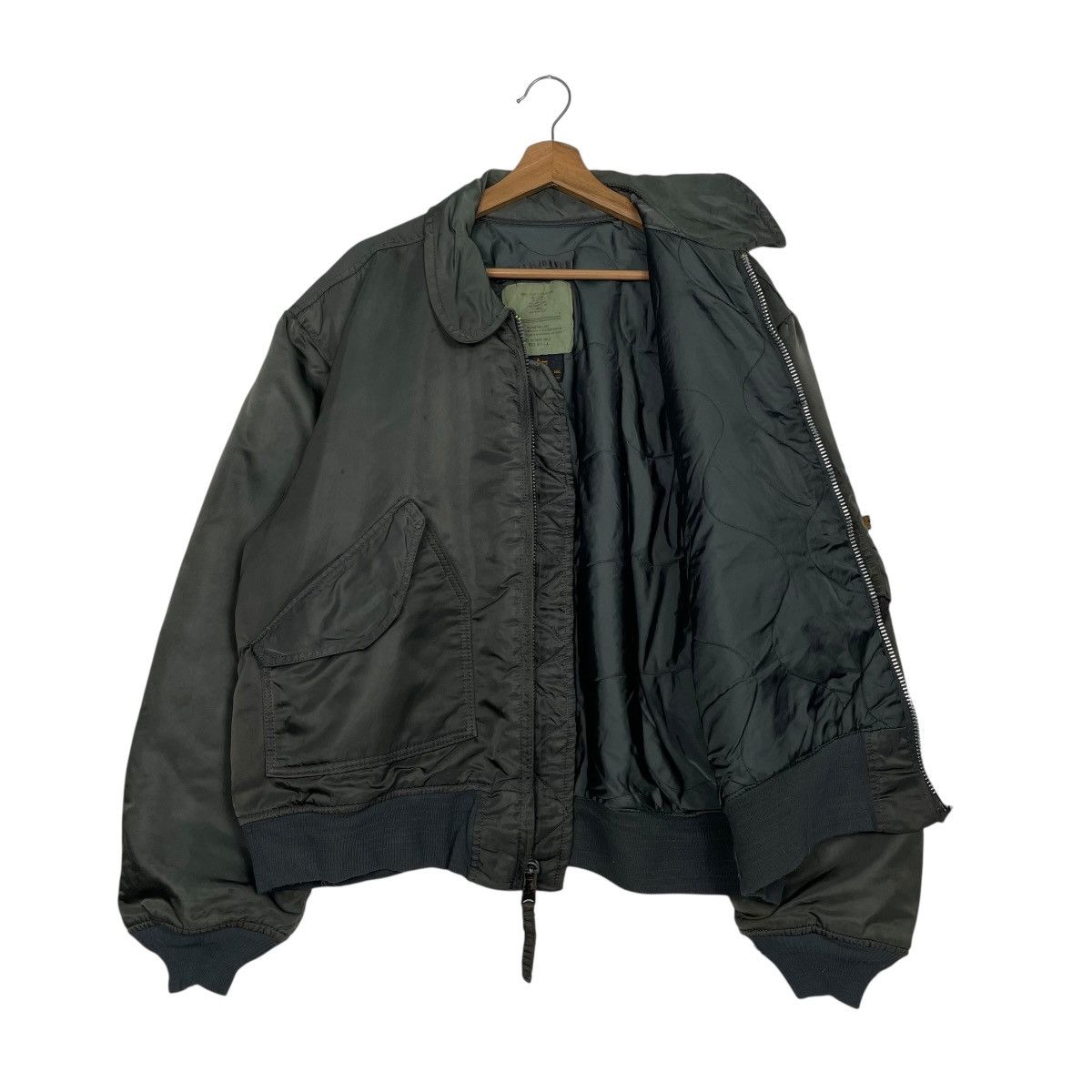 Alpha Industries Vintage Alpha Industries USAF CWU-45 Bomber Jacket Size US XL / EU 56 / 4 - 9 Thumbnail