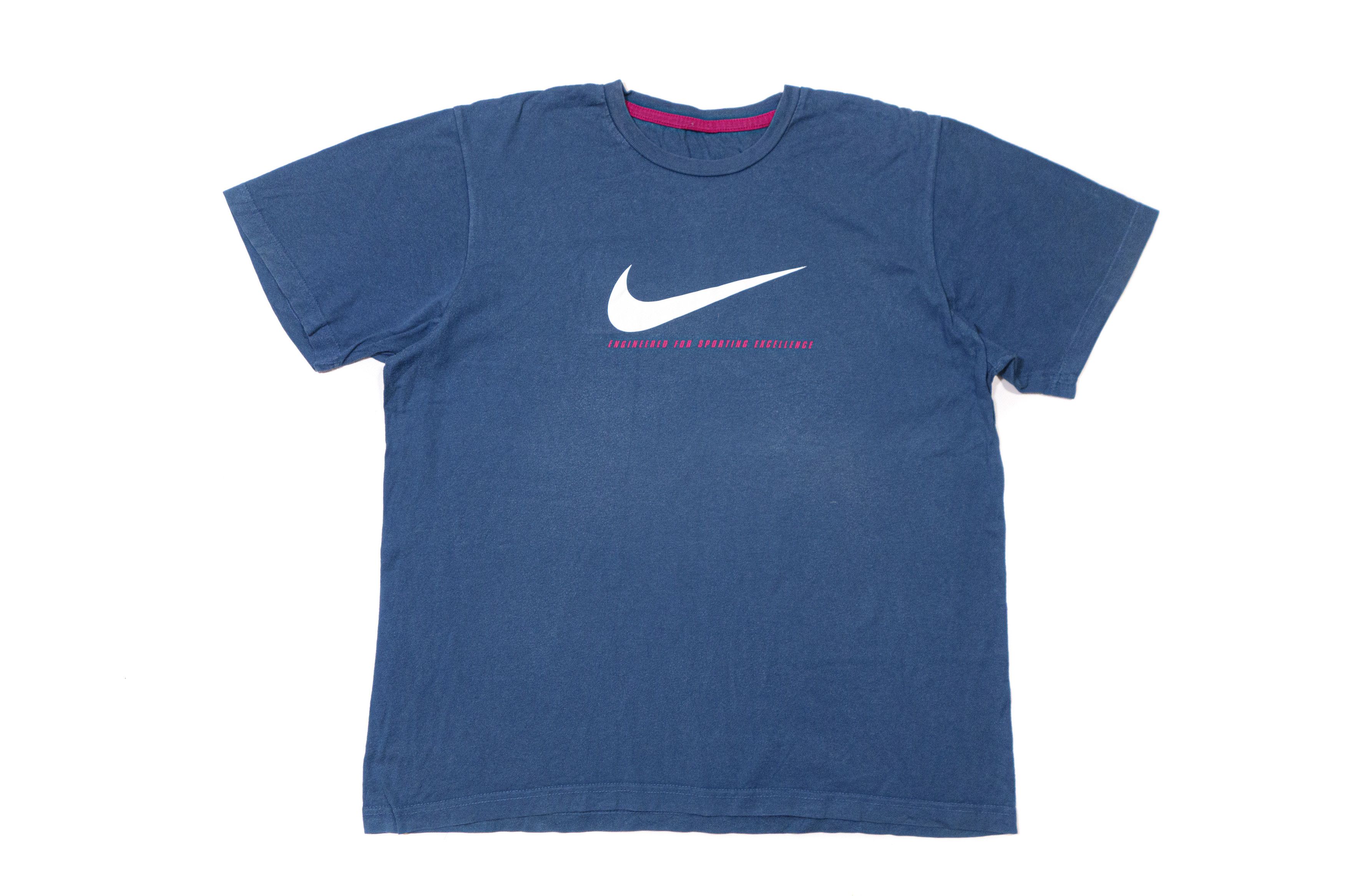 Nike 90S Swoosh Big Logo Faded T-Shirt Size US L / EU 52-54 / 3 - 1 Thumbnail