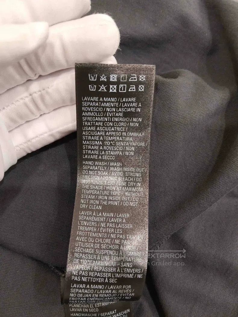 Balenciaga Balenciaga T-shirt Size US S / EU 44-46 / 1 - 5 Thumbnail