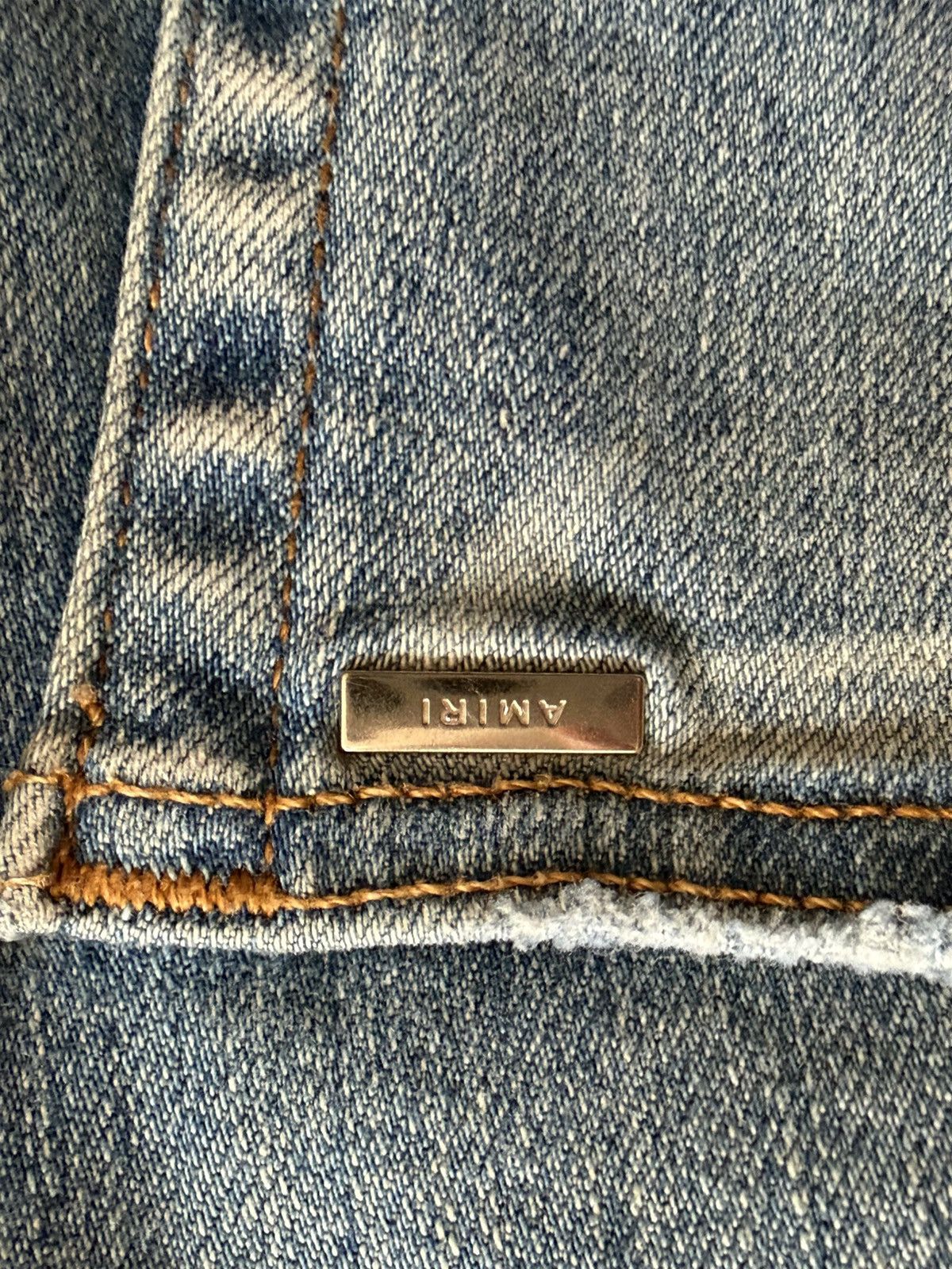 Amiri AMIRI distressed skinny-fit jean Size US 33 - 8 Thumbnail