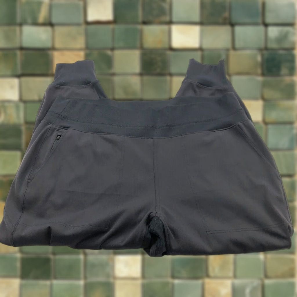 Athleta Athleta 2X (Fit 40W 27L) Venice Jogger Pants Black 597888 Size 40" / US 18 - 1 Thumbnail