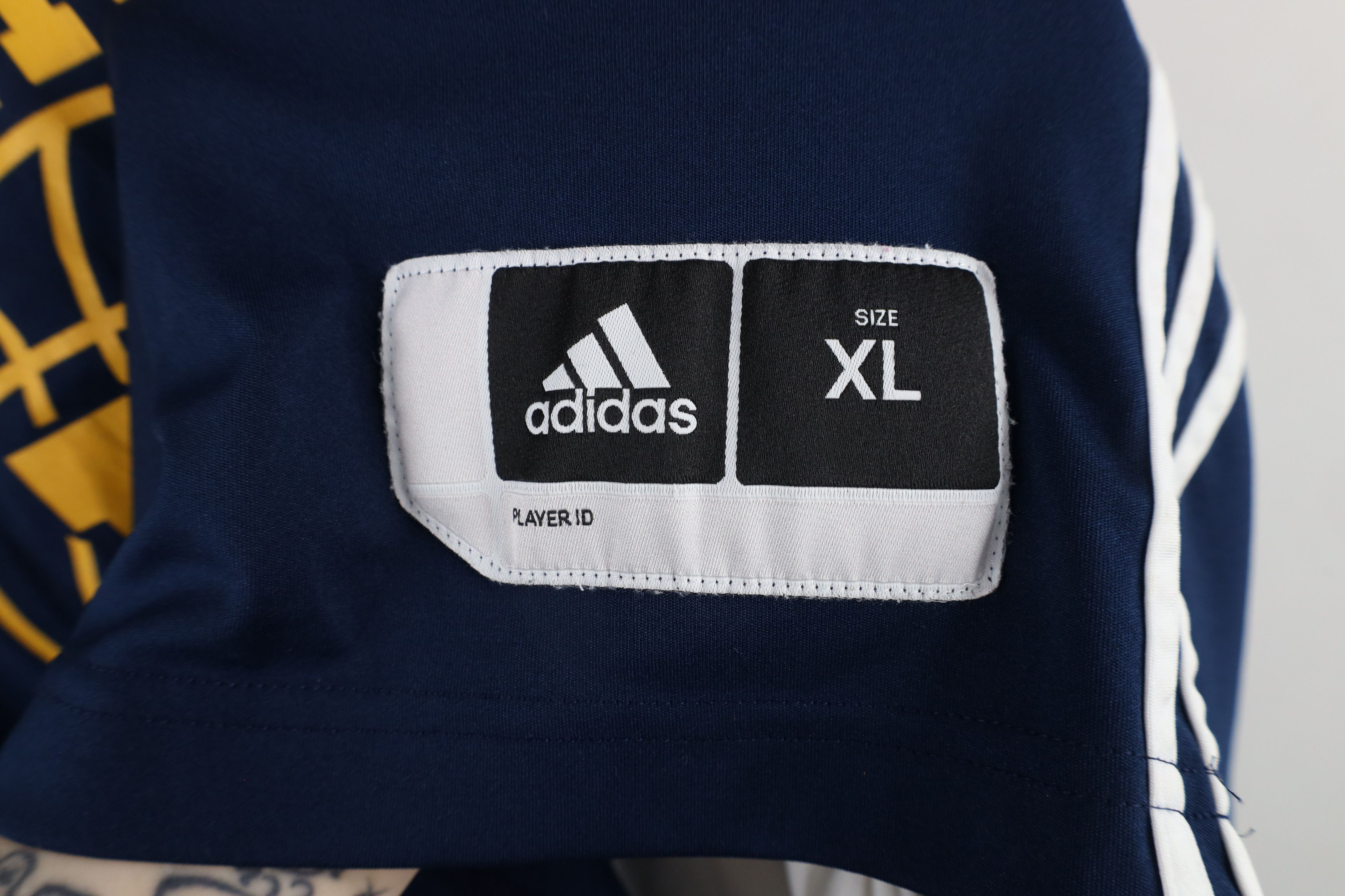 Adidas × Vintage Adidas University of Michigan Basketball Jersey Reversible Size US XL / EU 56 / 4 - 7 Thumbnail