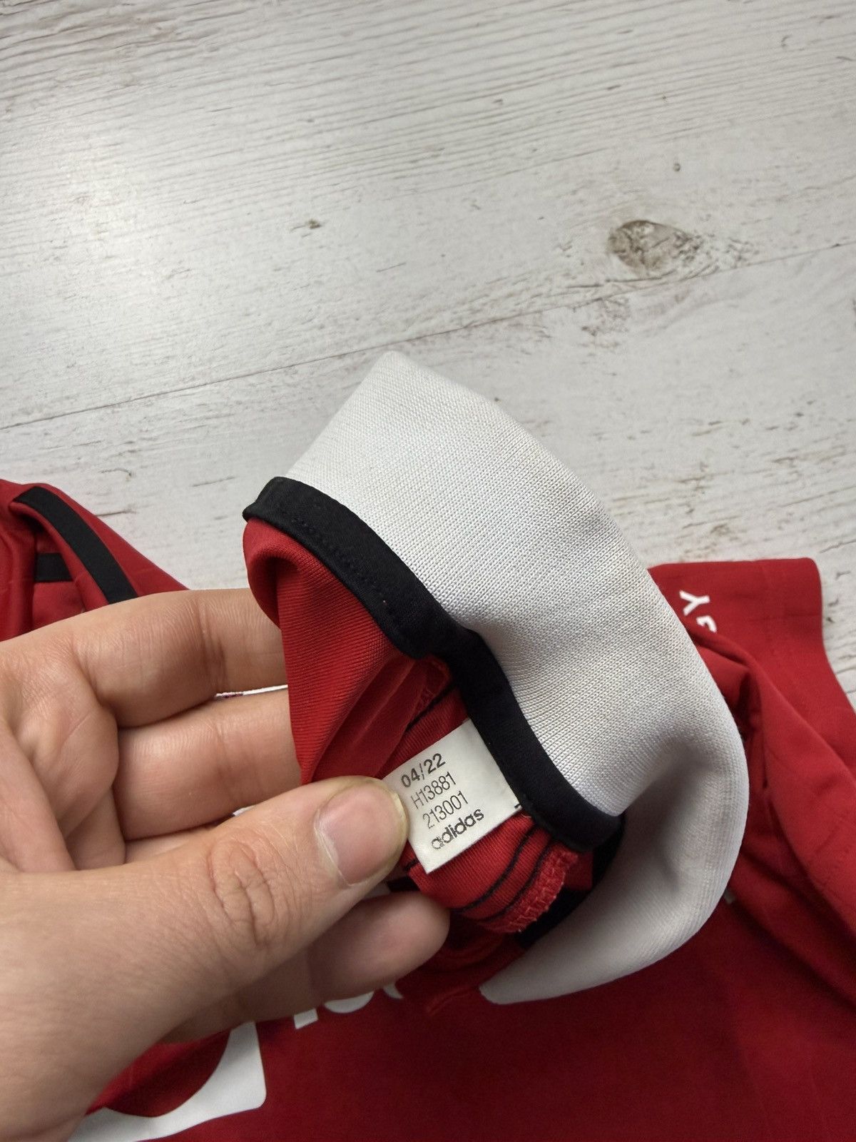 Adidas Adidas manchester united martinez Size US M / EU 48-50 / 2 - 7 Thumbnail