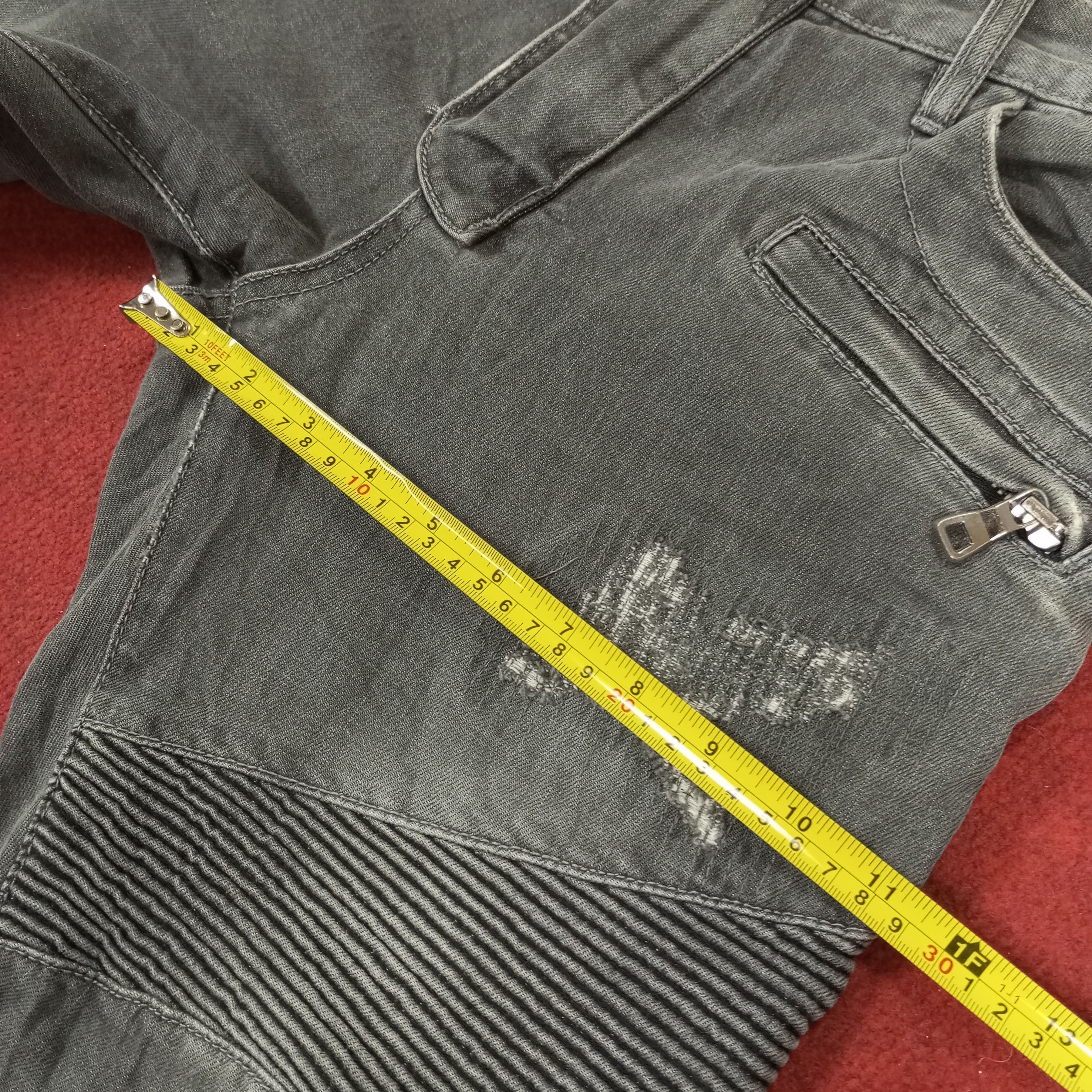 Vintage Balmain Jeans Bikers Riders Rock Punk Style Size US 30 / EU 46 - 9 Thumbnail