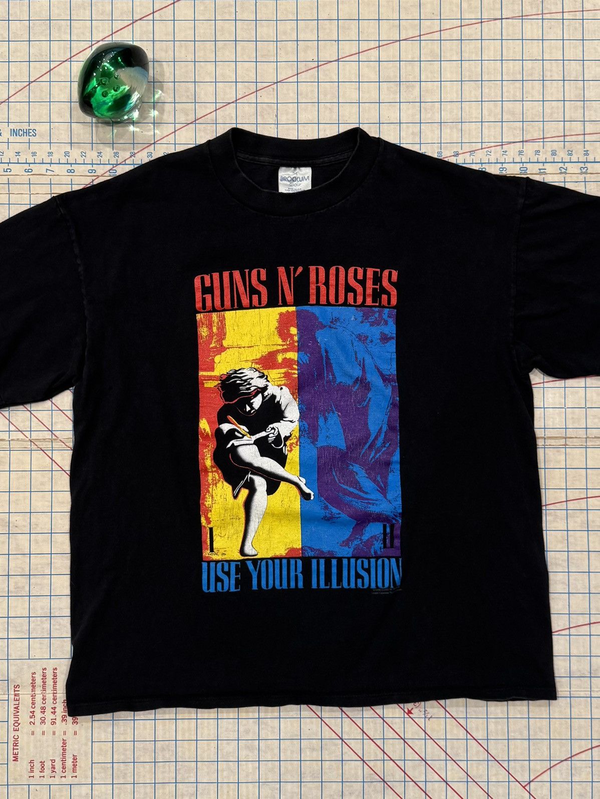 Guns N' Roses Vintage 92 Guns N’ Roses Use Your Illusion Tour Tee Brockum Size US XL / EU 56 / 4 - 2 Thumbnail