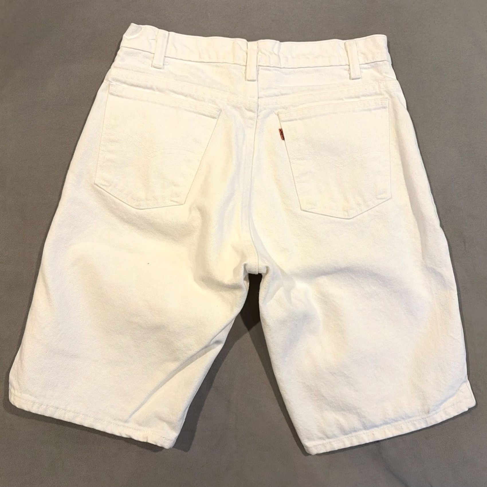 Levi's VINTAGE Levi's 575 Orange Tab White Denim Shorts MADE IN USA 32 X 10 Men Size US 32 / EU 48 - 3 Thumbnail