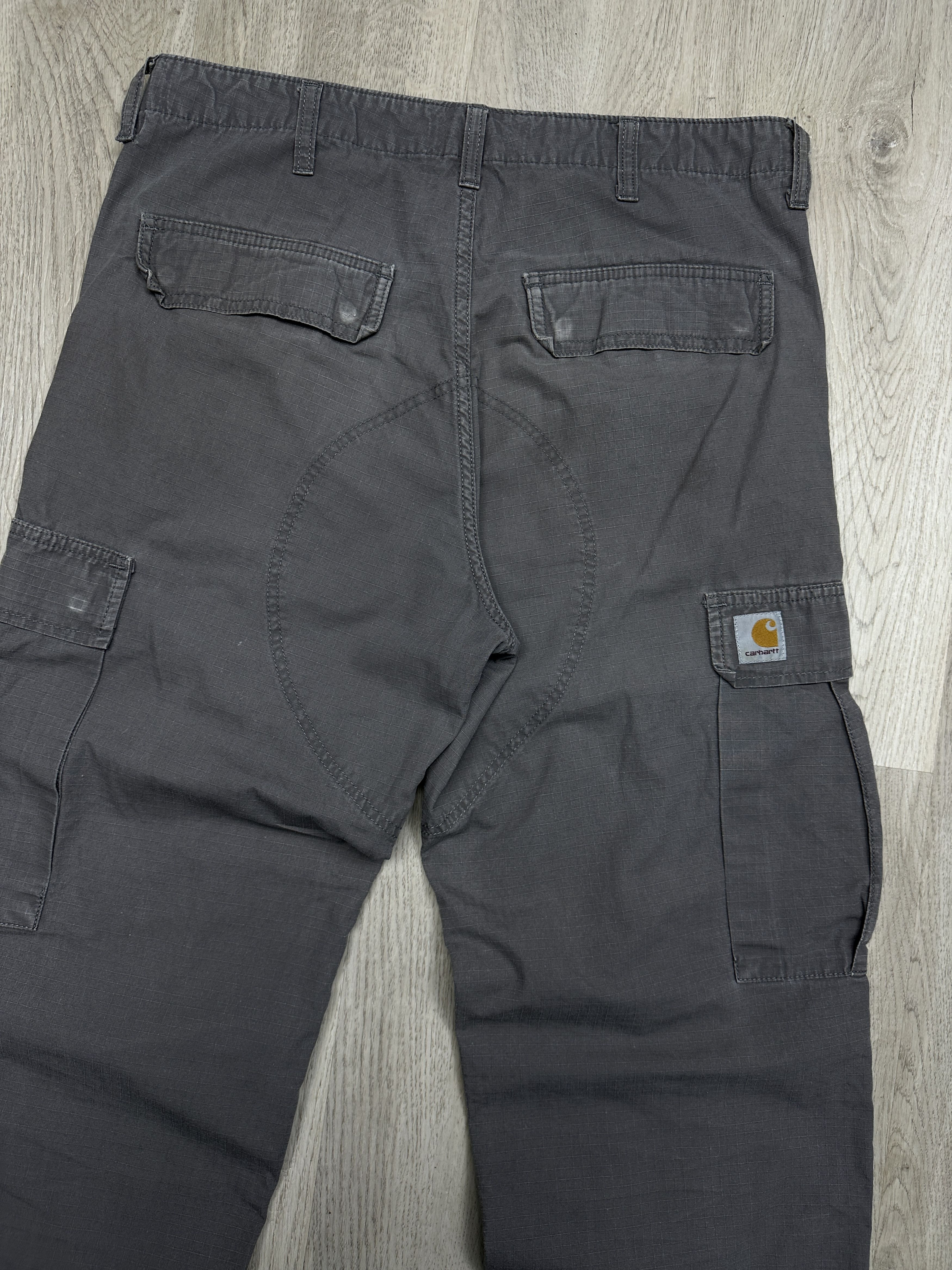 Carhartt Wip Carhartt WIP Mens Regular Cargo Pants Y2K Size US 32 / EU 48 - 2 Thumbnail