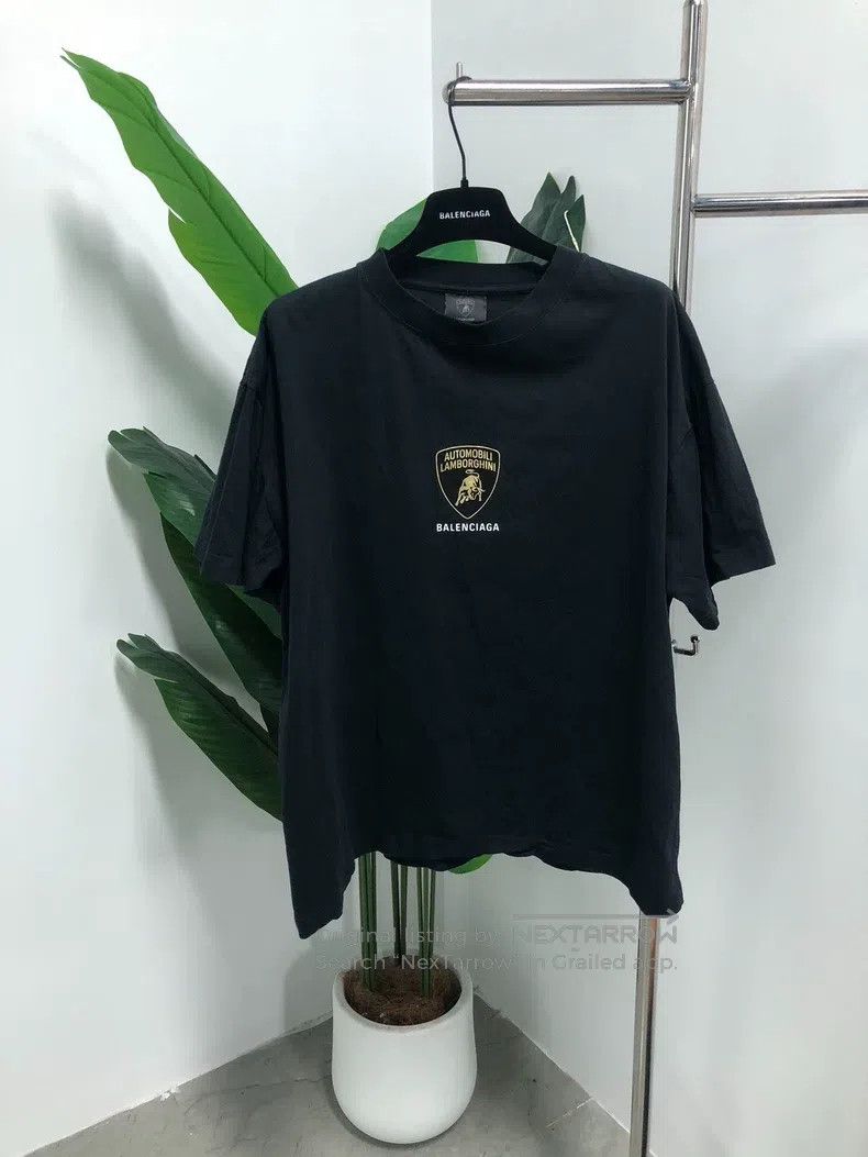 Balenciaga Balenciaga Car Logo Printed Short Sleeve T-Shirt Size US S / EU 44-46 / 1 - 1 Thumbnail