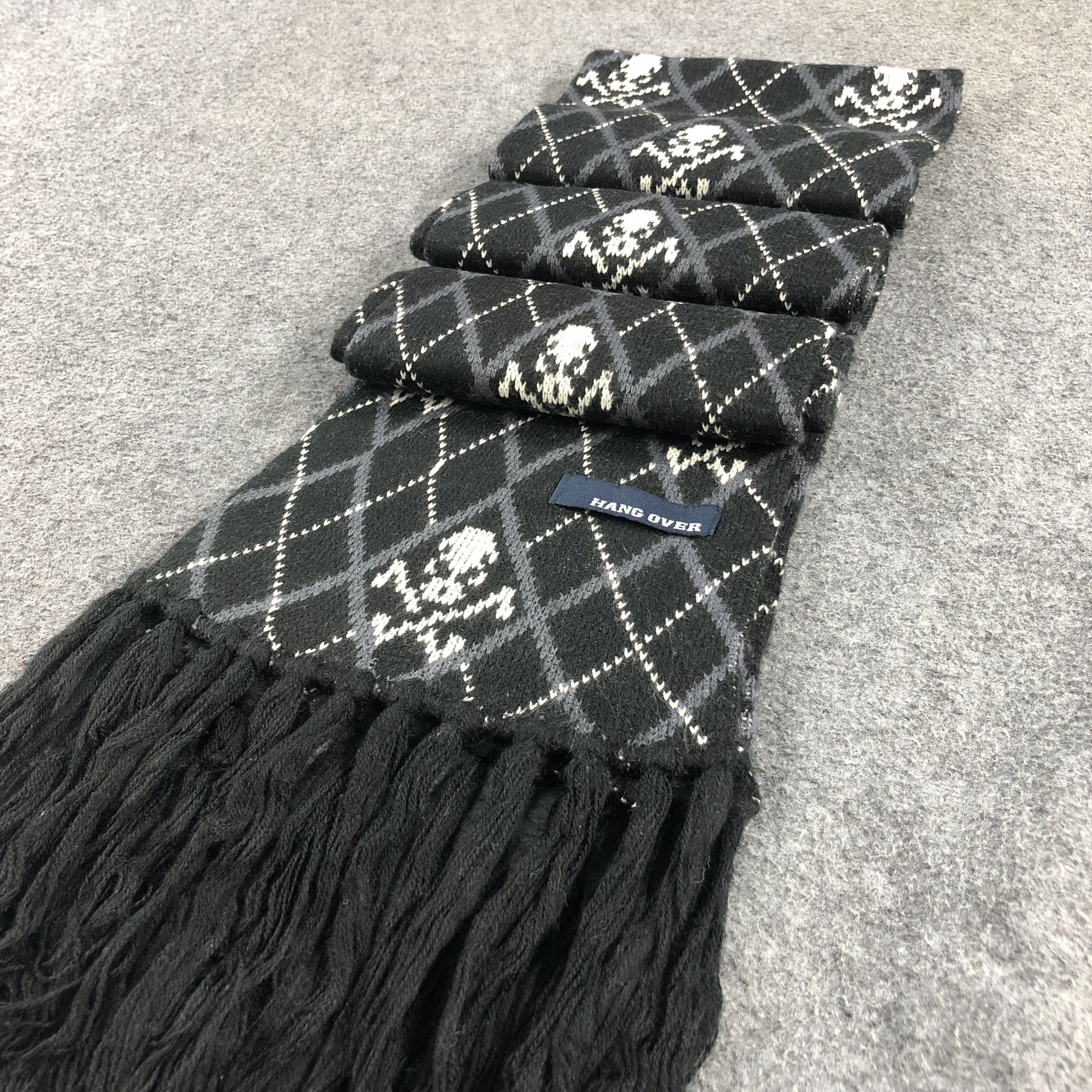 Seditionaries Hang Over Skulls and Bones Wool Scarf Muffler V865 Size ONE SIZE - 3 Thumbnail