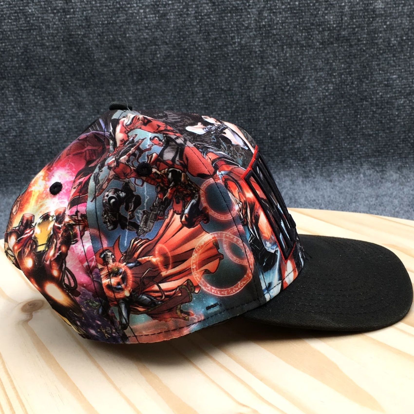 Vintage Marvel Universe Hat Mens Black OS Adjustable Flat Brim Embroidered Logo Snapback Hat Size ONE SIZE - 6 Thumbnail