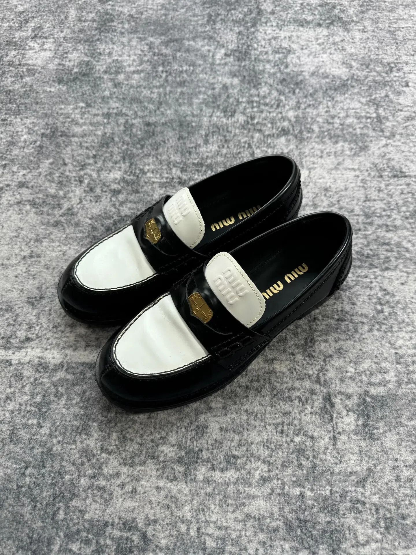 Miu Miu Miu Miu Black and White Coin Loafers| Size US 5.5 / IT 35.5 - 1 Thumbnail