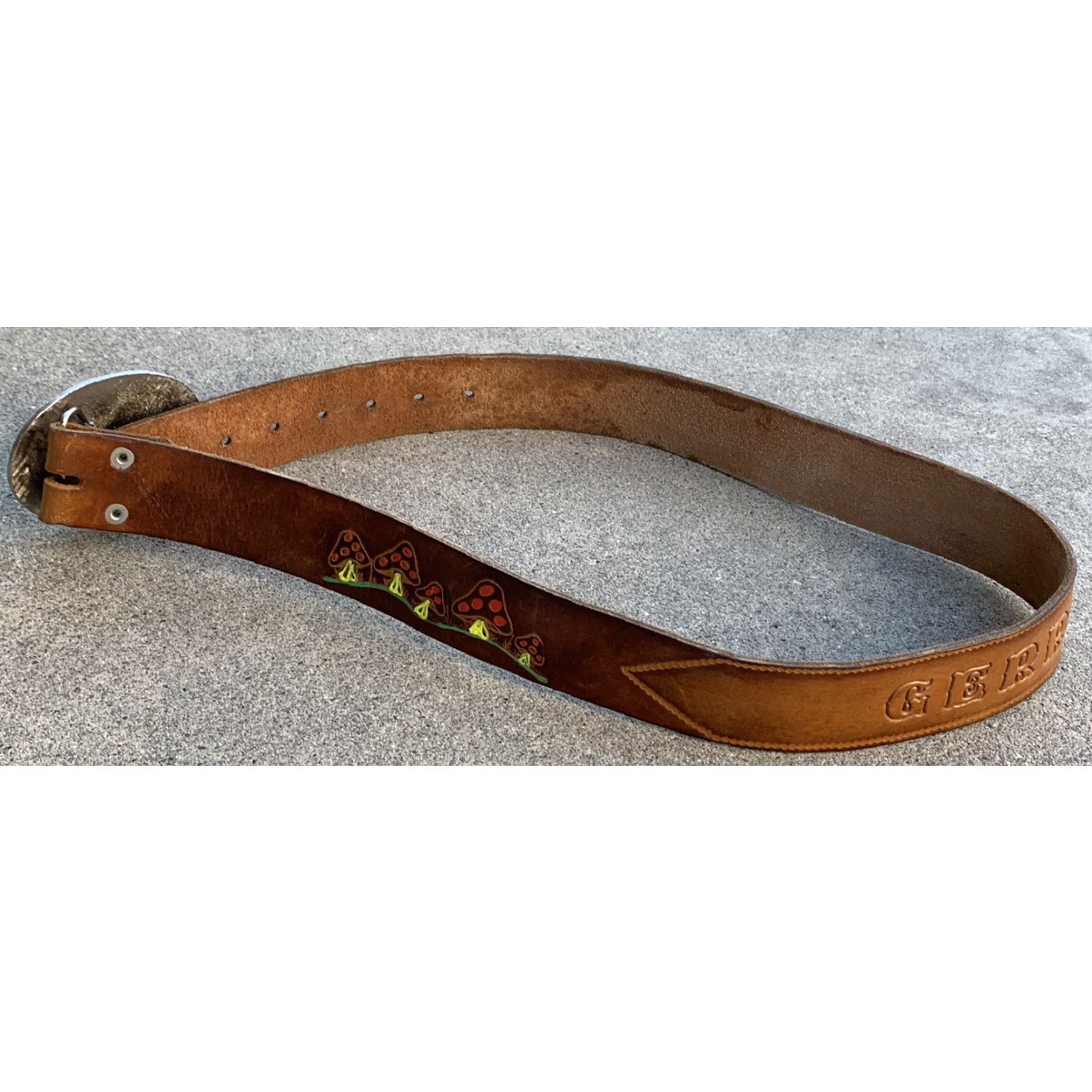 Vintage VINTAGE tooled leather belt 60s 70s painted mushroom theme GERRY k-new buckle M adult unisex Brown leather belt Size ONE SIZE - 6 Thumbnail