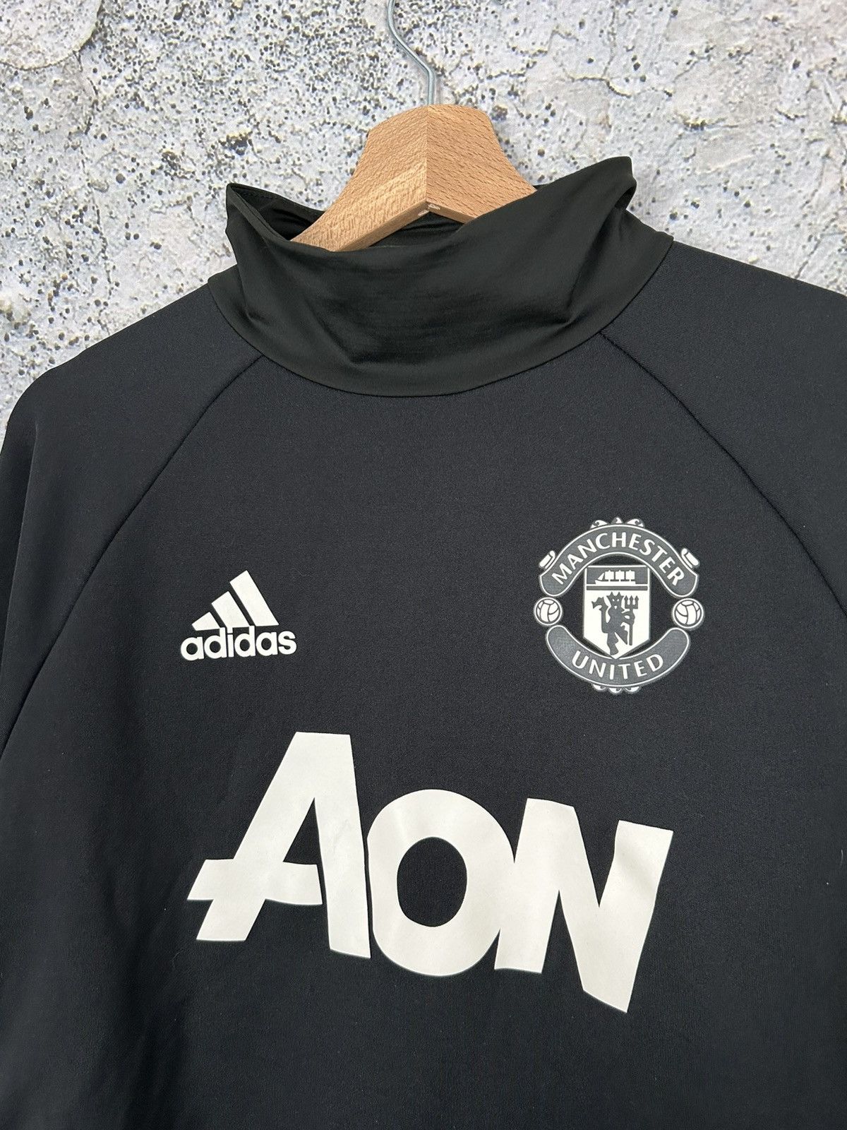 Adidas Adidas Manchester United Soccer Jersey Training Football Size US L / EU 52-54 / 3 - 3 Thumbnail