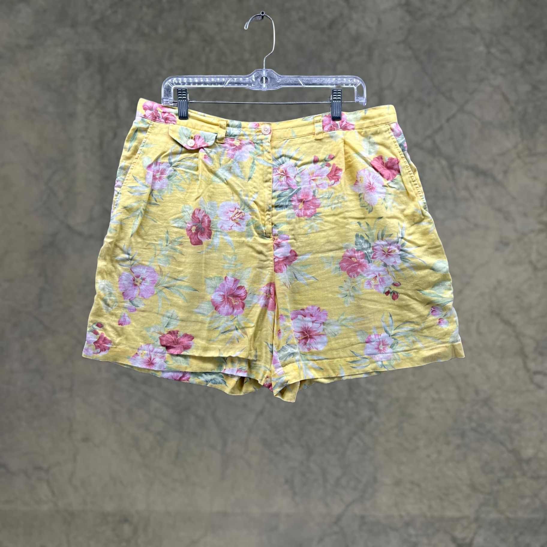 Ralph Lauren Lauren Ralph Lauren Shorts Womens 16 Yellow Linen Chino Floral 6 Inseam Casual Size 38" / US 16 / IT 52 - 1 Thumbnail