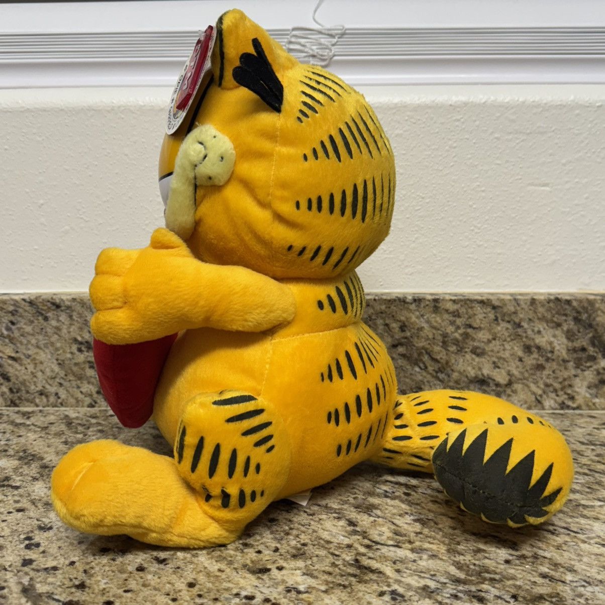 Vintage Vintage Garfield Te Quiero” 14” Spanish Valentines Day Plush Size ONE SIZE - 2 Thumbnail