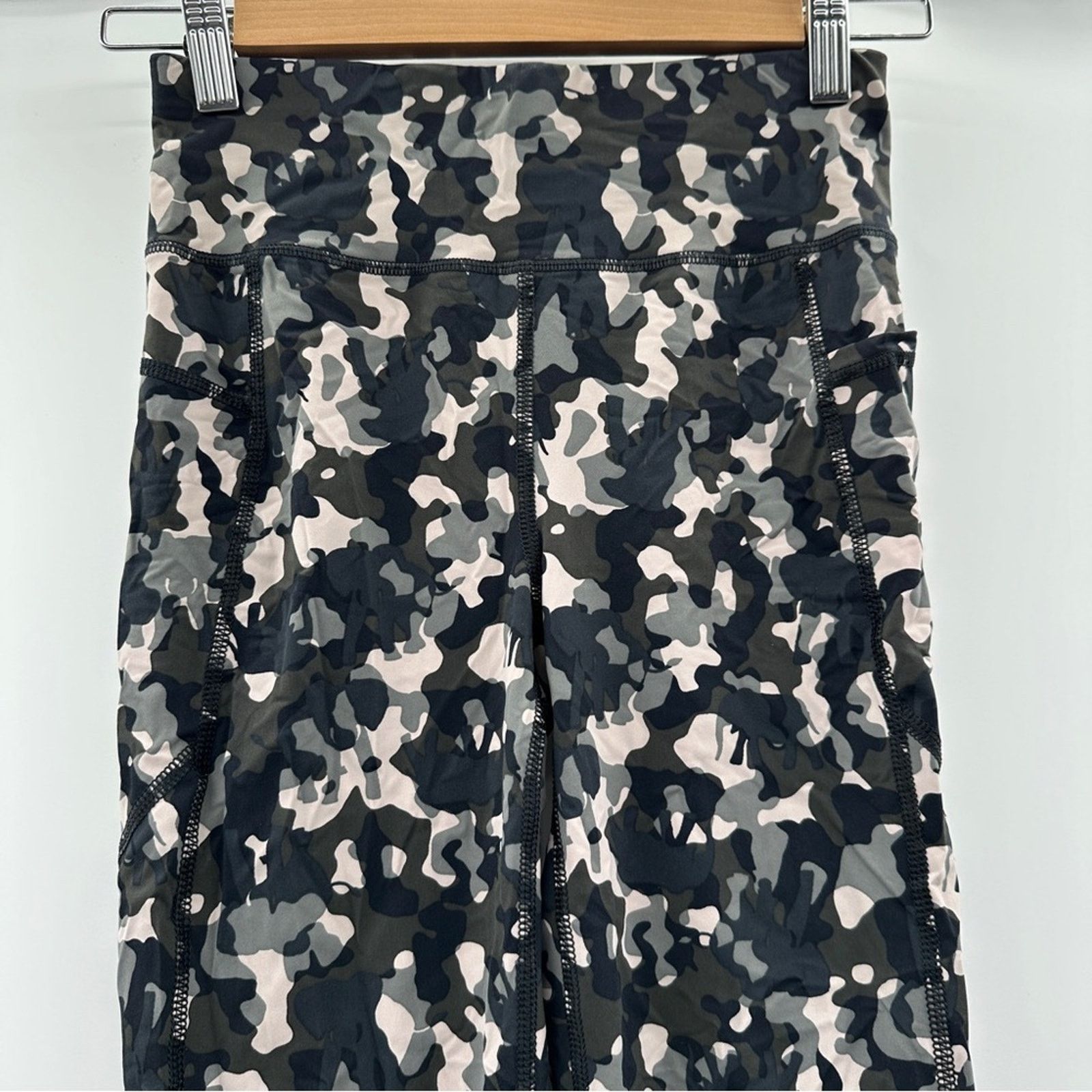 Sweaty Betty Sweaty Betty The Zero Gravity Elephant Camo Leggings Sz XS Size 22" - 2 Thumbnail