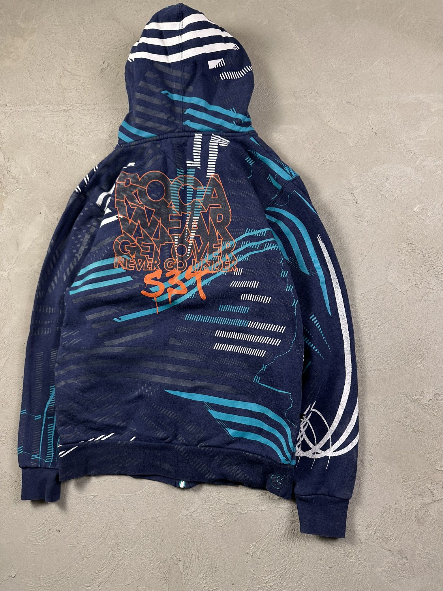 Rocawear Vintage Crazy Y2k Rocawear Fullprint Hiphop Rap Zip Hoodie Size US S / EU 44-46 / 1 - 13 Thumbnail