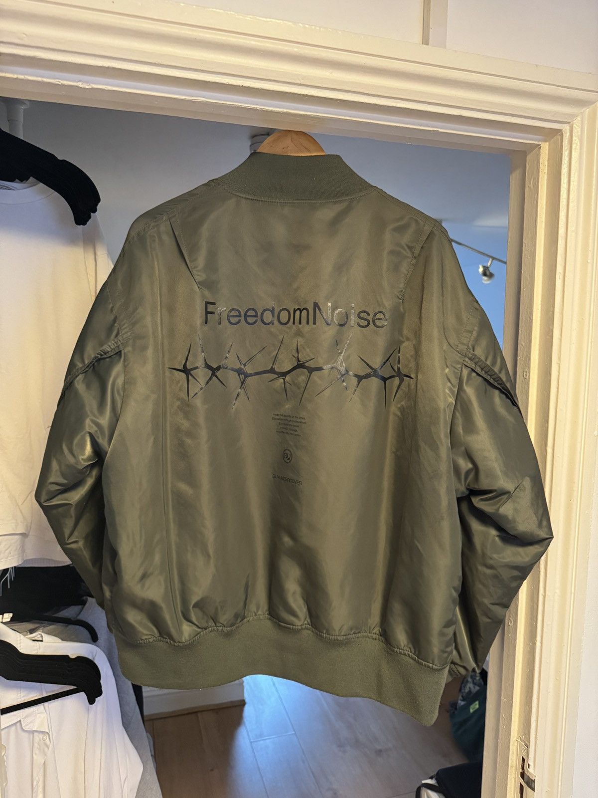 Undercover Undercover x GU Green Bomber Jacket Size US XL / EU 56 / 4 - 2 Thumbnail