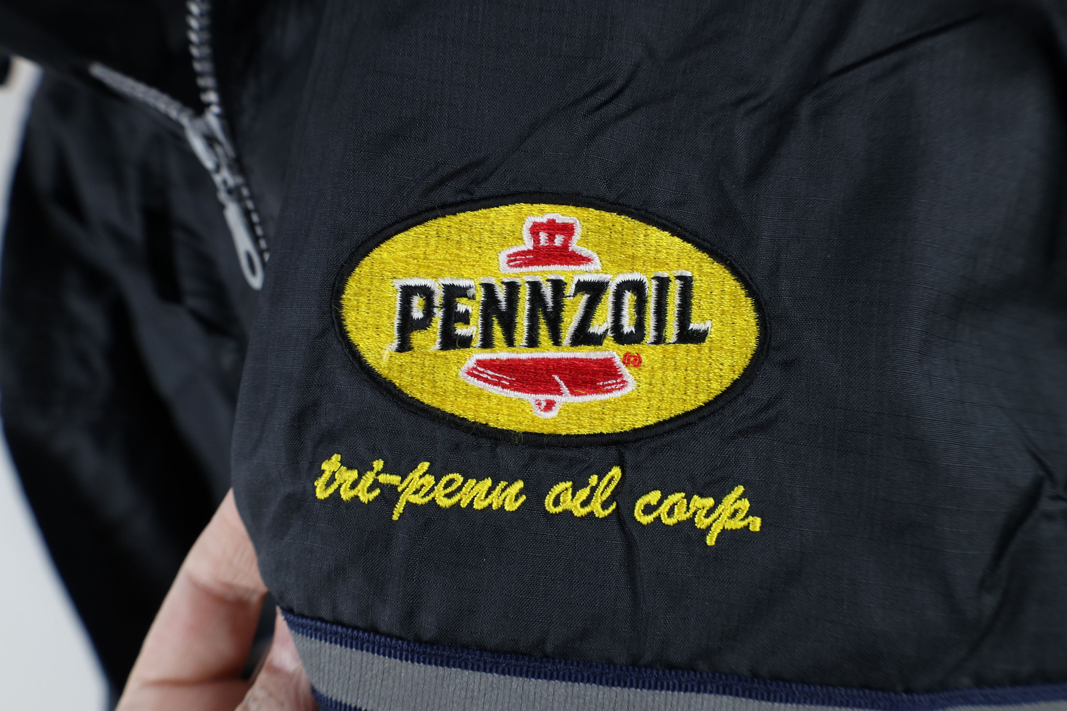 Vintage Vintage 90s Pennzoil Racing Hooded Windbreaker Jacket Coat Size US L / EU 52-54 / 3 - 4 Thumbnail