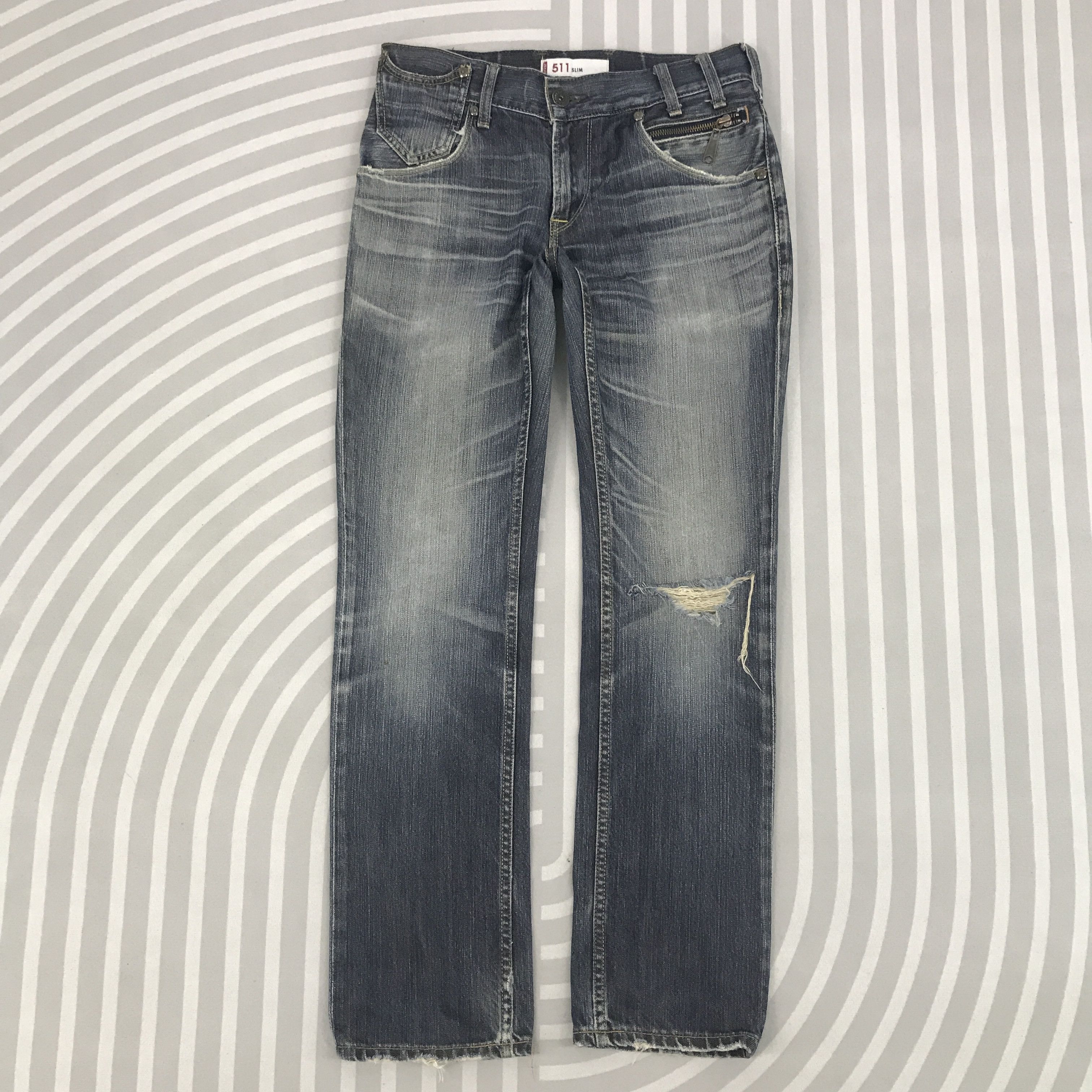 Levi's Vintage Levi's Distressed Denim Size US 31 - 1 Thumbnail