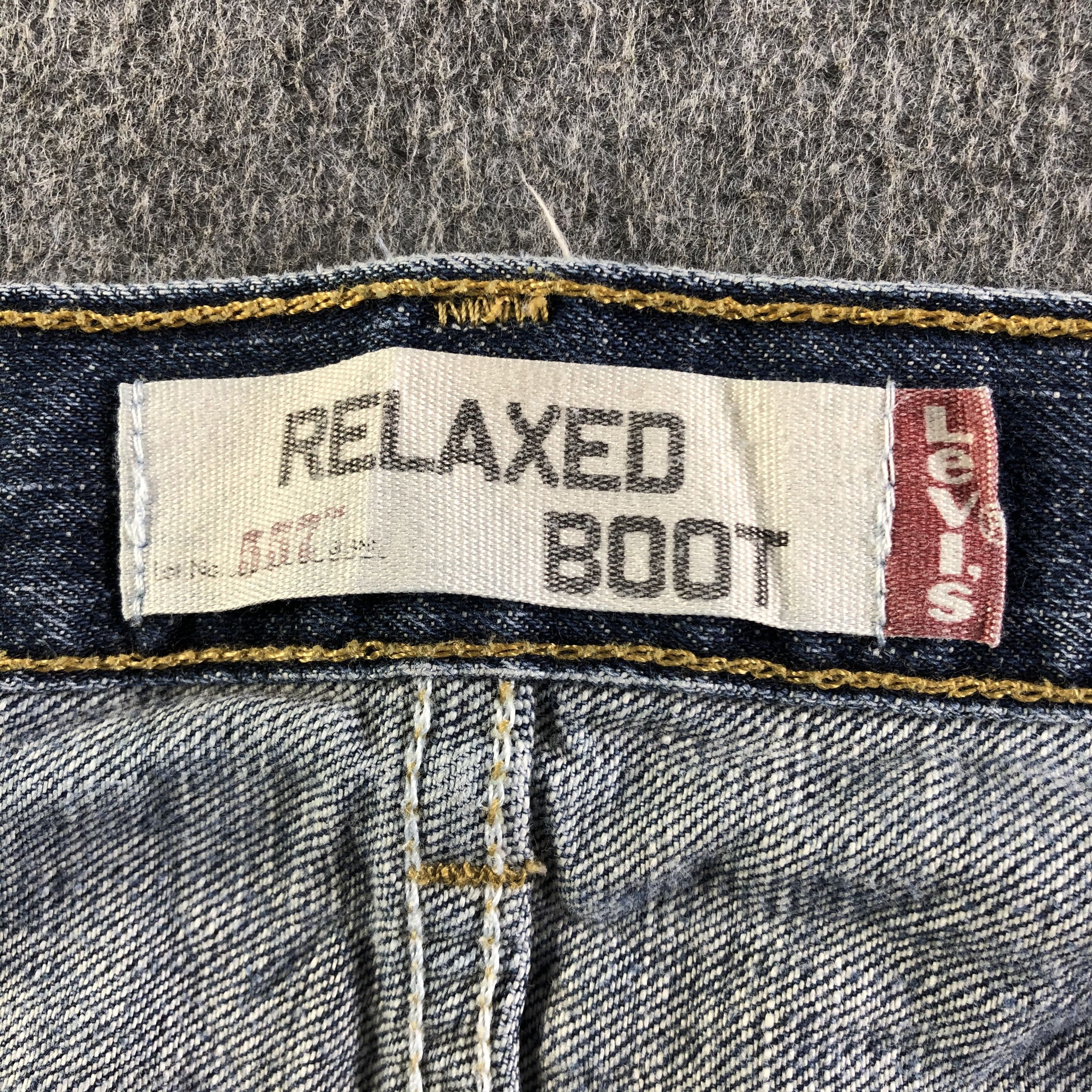 Levi's Vintage Blue Wash Levis 557 Flare Jeans-J4451 Size US 38 / EU 54 - 10 Thumbnail