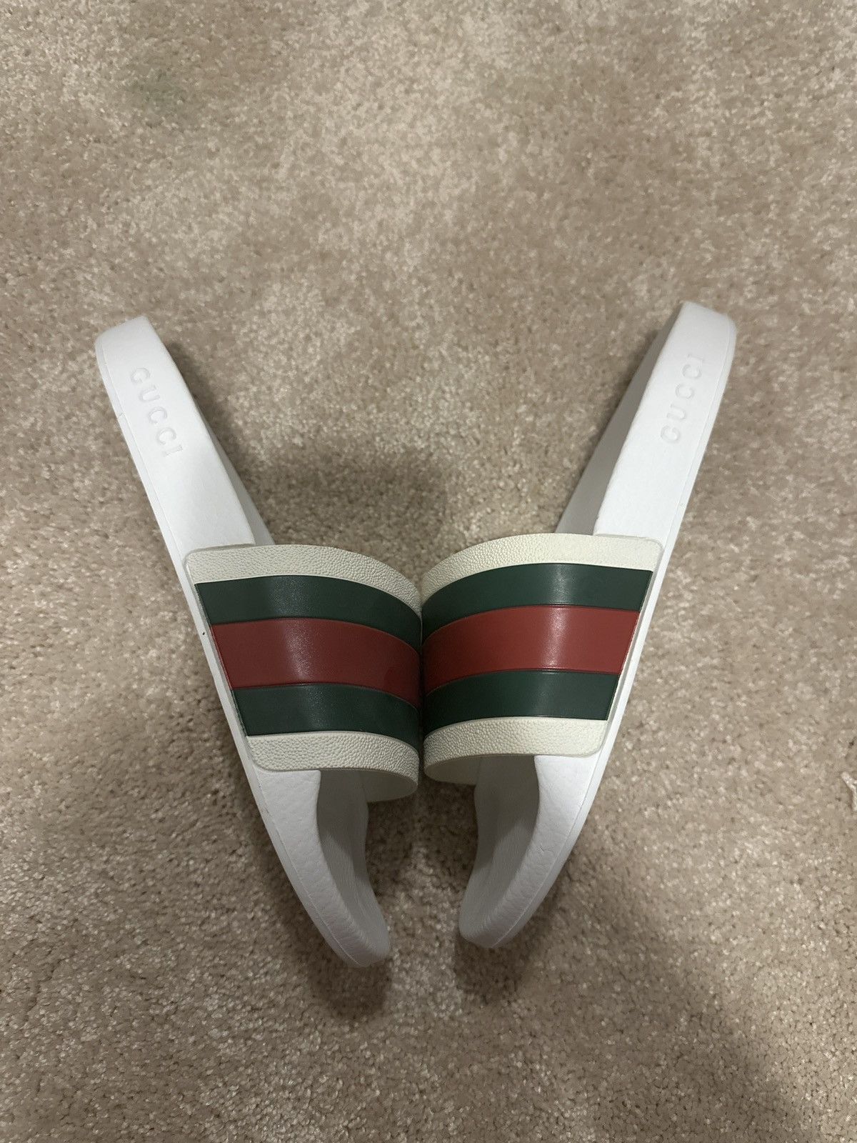 Gucci Gucci Pursuit Pool Slides White Size US 8 / EU 41 - 2 Thumbnail